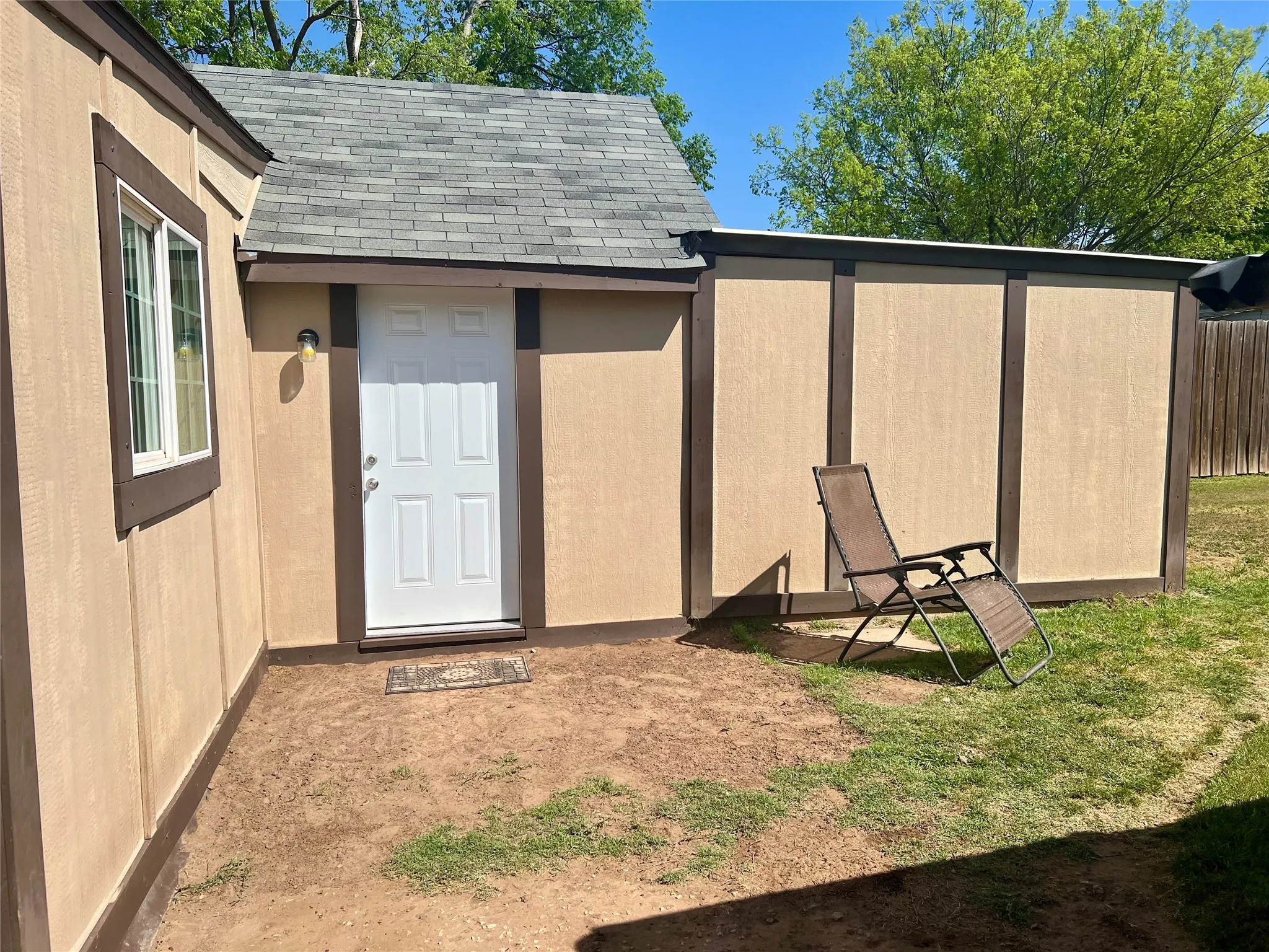 Single Family Residence For Sale in Montague County , 716 Baylor Street, Nocona, Texas 76255, 3 Bedroom, 1 Bathroom, Garage spaces, 997 Sqft, built in 1975, Preowned, mls#21224881, Real Estate Agent in Nocona, Homes For Sale in Montague county, Homes For Sale in Nocona, Realtor in Nocona Texas, Real Estate Brokerage Independent Realty Texas, Luminita Cordes Realtor