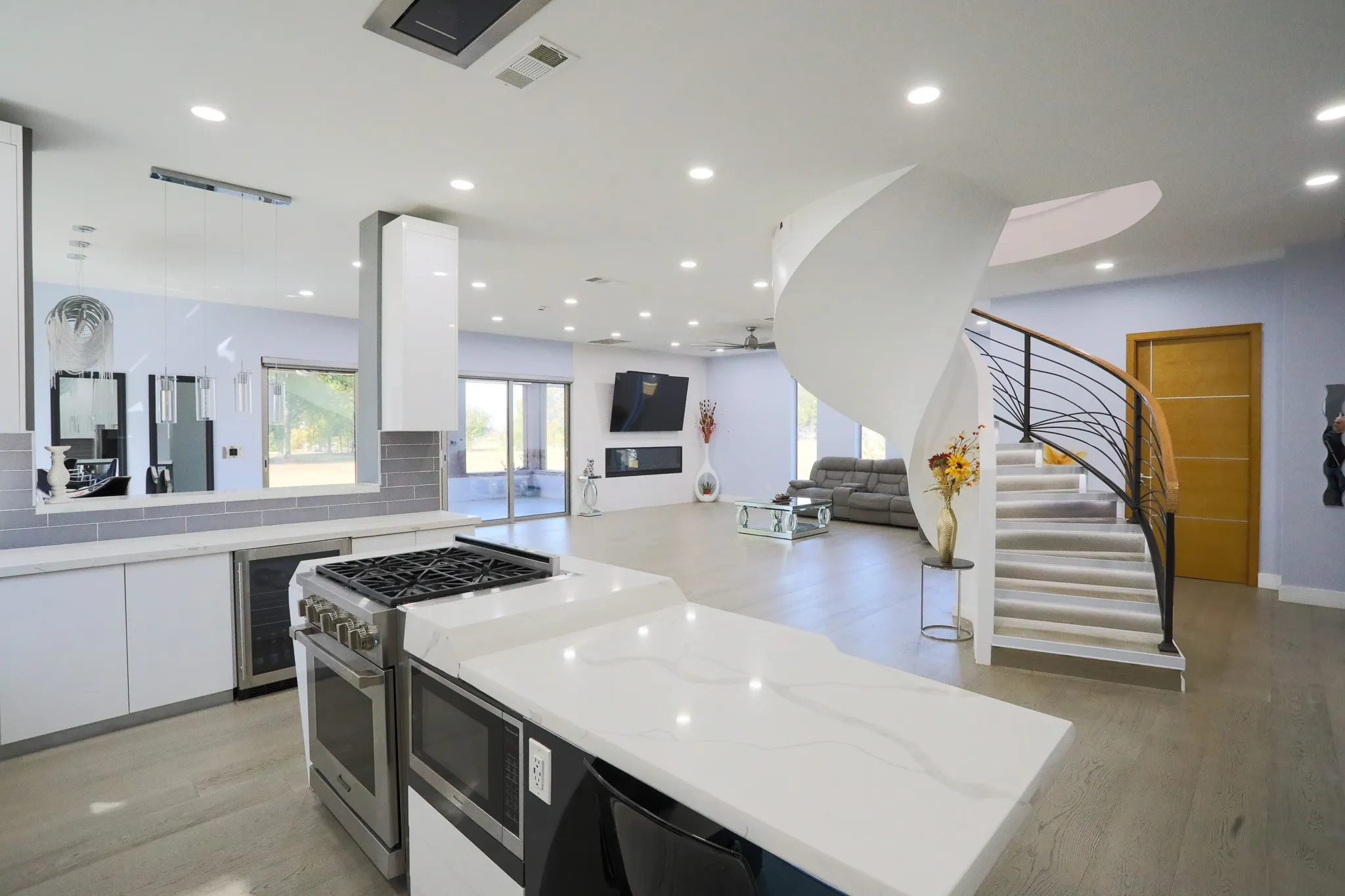 Single Family Residence For Sale in Dallas County , 1719 Right Field Court, Cedar Hill, Texas 75104, 4 Bedrooms, 4 Bathrooms, 8 Garage spaces, 4,065 Sqft, built in 2022, New Construction - Complete, Price $899,990, mls#21224763, Real Estate Agent in Cedar Hill, Homes For Sale in Dallas county, Homes For Sale in Cedar Hill, Realtor in Cedar Hill Texas, Real Estate Brokerage Independent Realty Texas, Luminita Cordes Realtor
