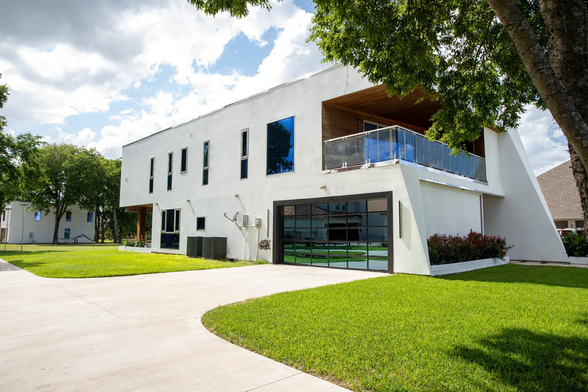 Single Family Residence For Sale in Dallas County , 1719 Right Field Court, Cedar Hill, Texas 75104, 4 Bedrooms, 4 Bathrooms, 8 Garage spaces, 4,065 Sqft, built in 2022, New Construction - Complete, Price $899,990, mls#21224763, Real Estate Agent in Cedar Hill, Homes For Sale in Dallas county, Homes For Sale in Cedar Hill, Realtor in Cedar Hill Texas, Real Estate Brokerage Independent Realty Texas, Luminita Cordes Realtor