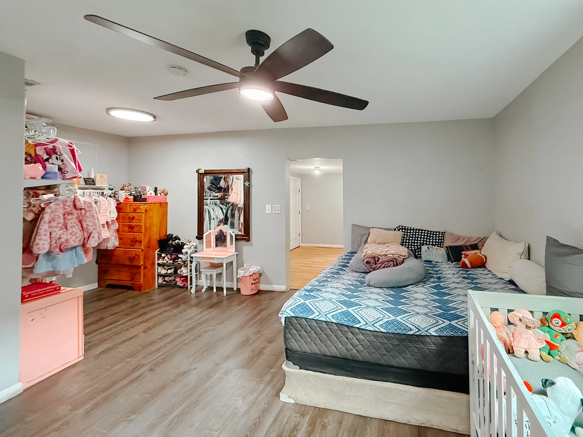 Single Family Residence For Sale in Navarro County , 401 S 30th Street, Corsicana, Texas 75110, 3 Bedrooms, 2 Bathrooms, Garage spaces, 1,344 Sqft, built in 1945, Price $160,000, mls#21222780, Real Estate Agent in Corsicana, Homes For Sale in Navarro county, Homes For Sale in Corsicana, Realtor in Corsicana Texas, Real Estate Brokerage Independent Realty Texas, Luminita Cordes Realtor