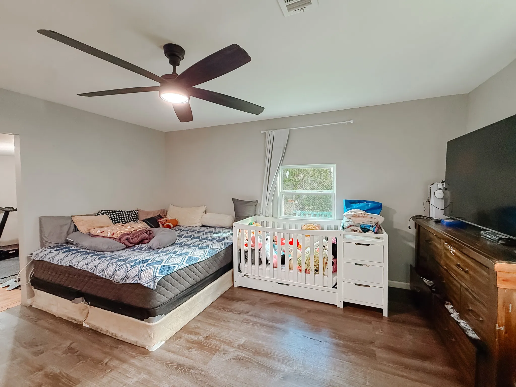 Single Family Residence For Sale in Navarro County , 401 S 30th Street, Corsicana, Texas 75110, 3 Bedrooms, 2 Bathrooms, Garage spaces, 1,344 Sqft, built in 1945, Price $160,000, mls#21222780, Real Estate Agent in Corsicana, Homes For Sale in Navarro county, Homes For Sale in Corsicana, Realtor in Corsicana Texas, Real Estate Brokerage Independent Realty Texas, Luminita Cordes Realtor