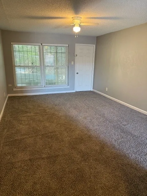 Condominium For Sale in Tarrant County , 6016 Westridge Lane 407, Fort Worth, Texas 76116, 1 Bedroom, 1 Bathroom, Garage spaces, 918 Sqft, built in 1969, mls#21223641, Real Estate Agent in Fort Worth, Homes For Sale in Tarrant county, Homes For Sale in Fort Worth, Realtor in Fort Worth Texas, Real Estate Brokerage Independent Realty Texas, Luminita Cordes Realtor