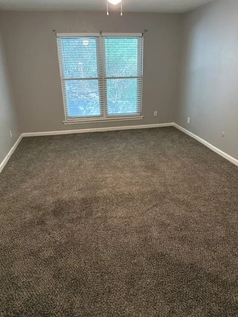 Condominium For Sale in Tarrant County , 6012 Westridge Lane 609, Fort Worth, Texas 76116, 1 Bedroom, 1 Bathroom, Garage spaces, 806 Sqft, built in 1969, Preowned, mls#21224950, Real Estate Agent in Fort Worth, Homes For Sale in Tarrant county, Homes For Sale in Fort Worth, Realtor in Fort Worth Texas, Real Estate Brokerage Independent Realty Texas, Luminita Cordes Realtor