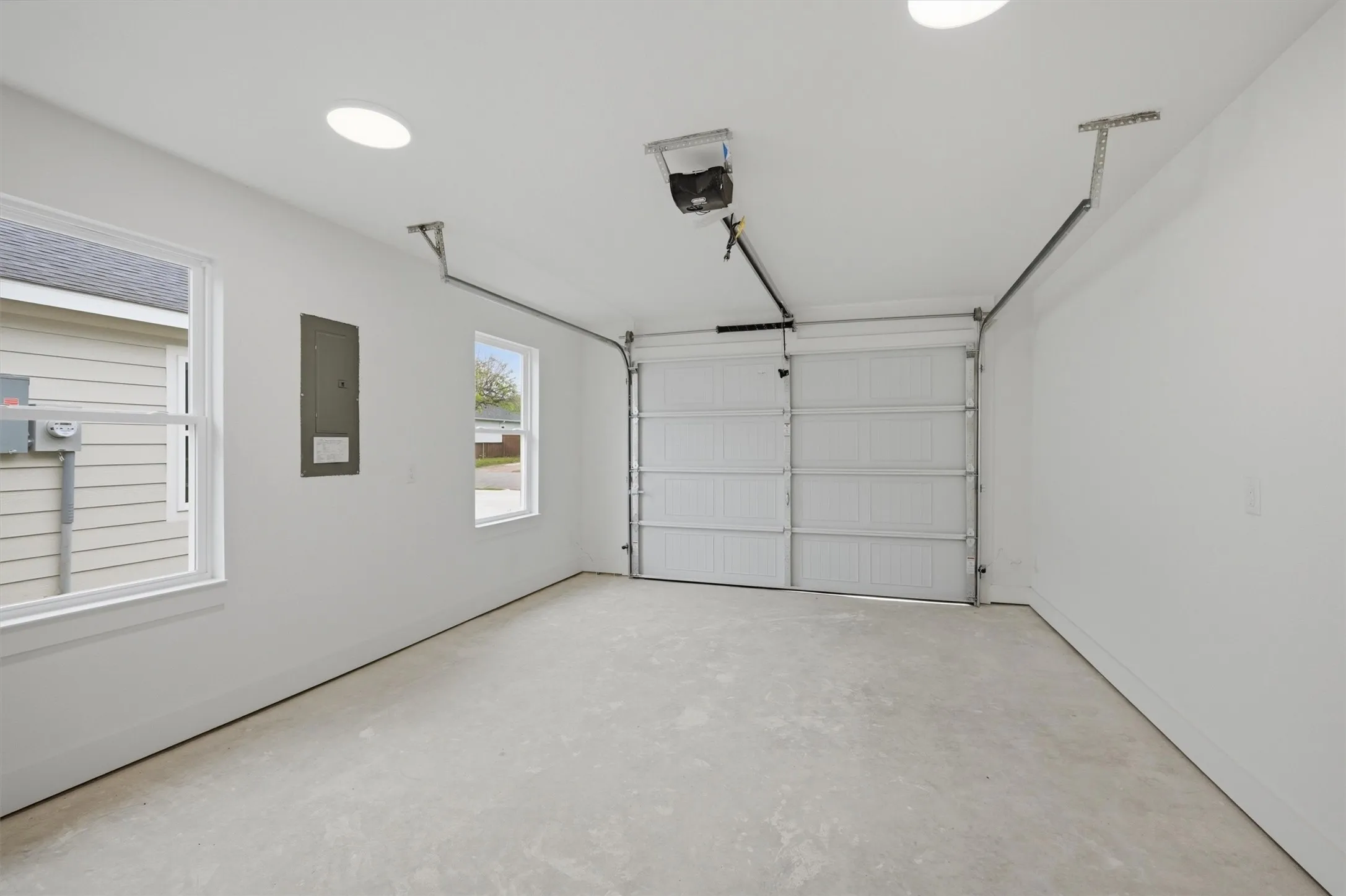 Single Family Residence For Sale in Grayson County , 1012 S 1st Street, Sherman, Texas 75090, 2 Bedroom, 2 Bathroom, 1 Garage spaces, 946 Sqft, built in 2026, New Construction - Complete, mls#21225052, Real Estate Agent in Sherman, Homes For Sale in Grayson county, Homes For Sale in Sherman, Realtor in Sherman Texas, Real Estate Brokerage Independent Realty Texas, Luminita Cordes Realtor