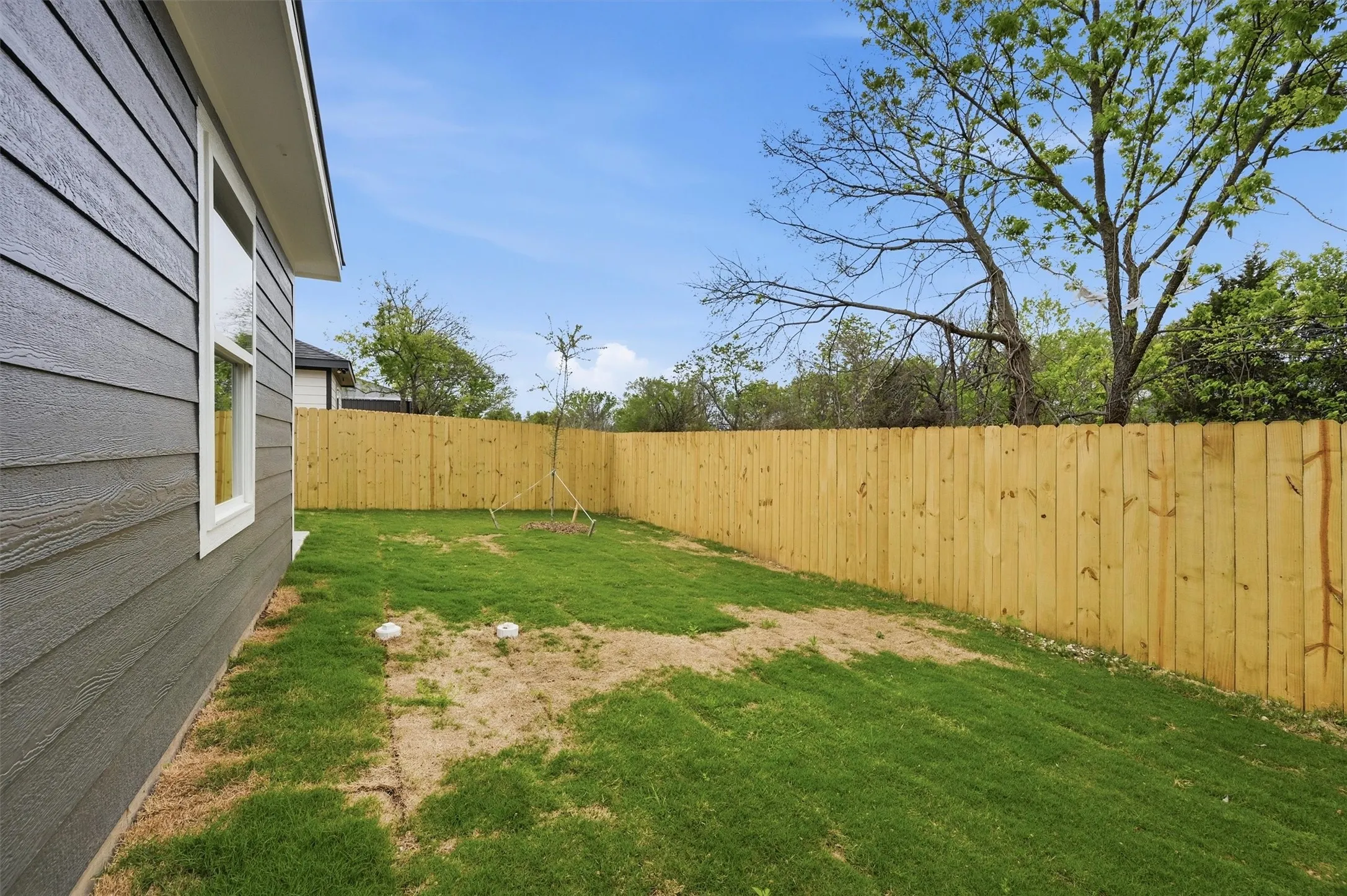 Single Family Residence For Sale in Grayson County , 1012 S 1st Street, Sherman, Texas 75090, 2 Bedroom, 2 Bathroom, 1 Garage spaces, 946 Sqft, built in 2026, New Construction - Complete, mls#21225052, Real Estate Agent in Sherman, Homes For Sale in Grayson county, Homes For Sale in Sherman, Realtor in Sherman Texas, Real Estate Brokerage Independent Realty Texas, Luminita Cordes Realtor