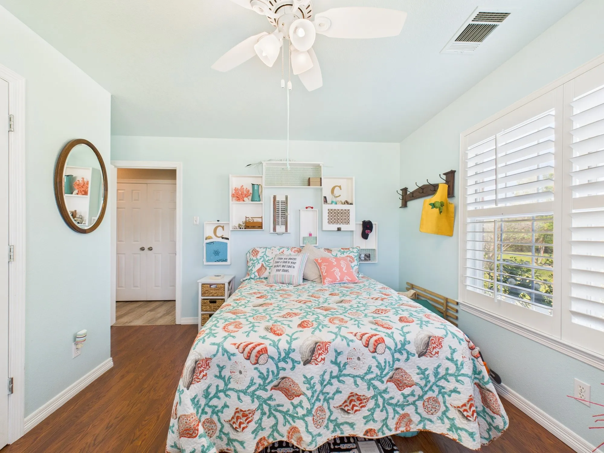 2nd downstairs bedroom