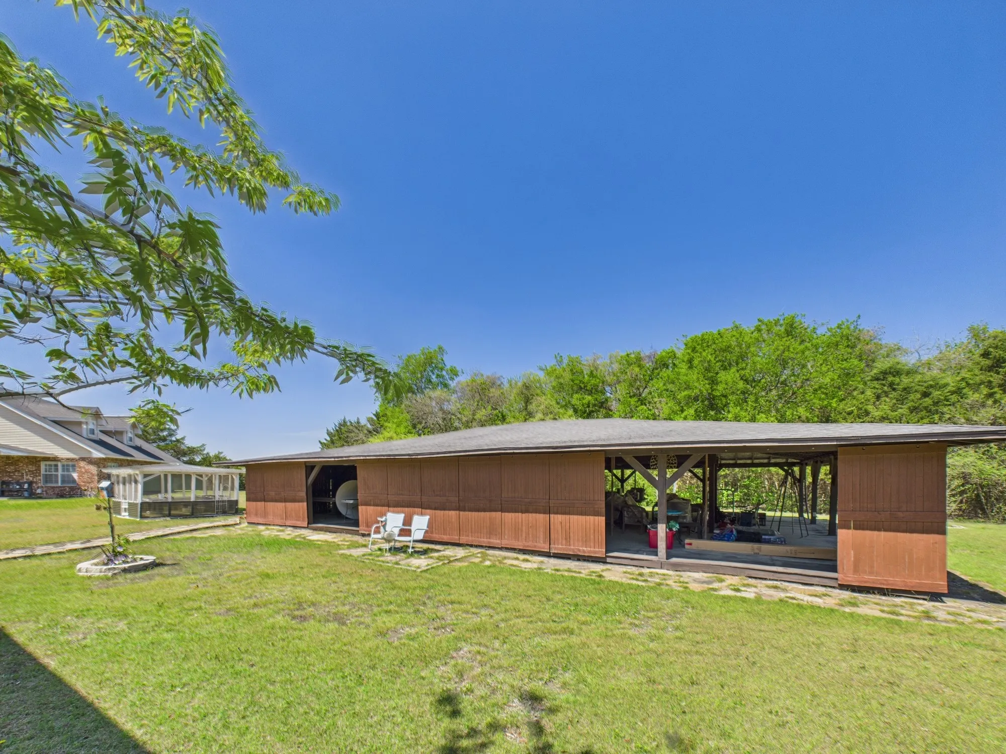 approx 60'x90' pavillion
