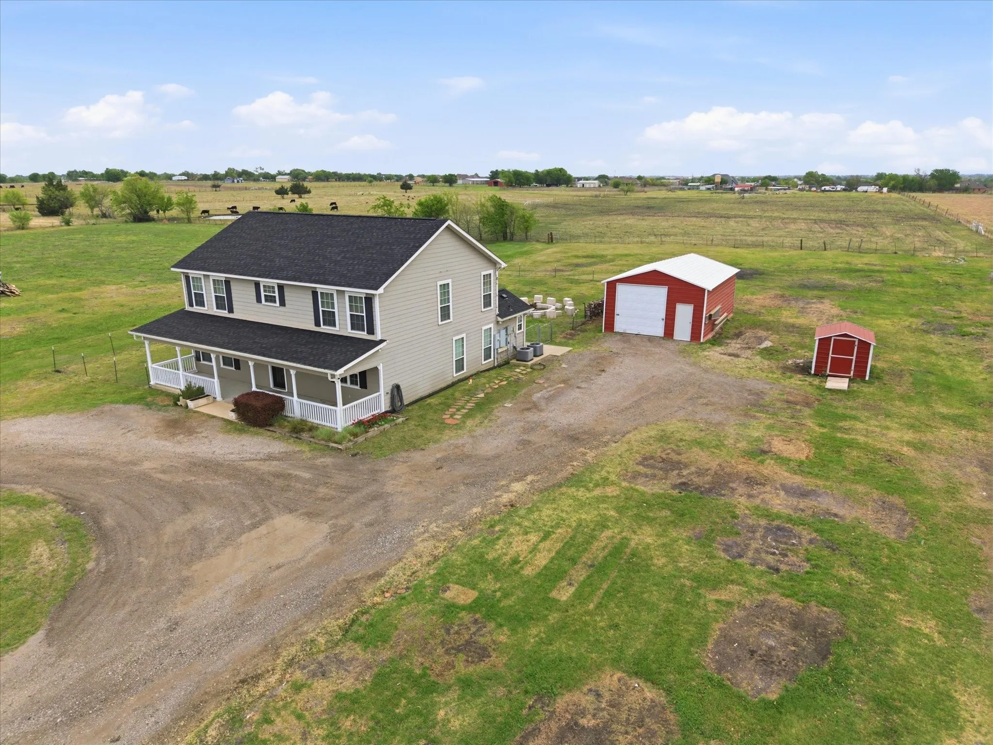 Single Family Residence For Sale in Kaufman County , 12204 Legacy Lane, Forney, Texas 75126, 3 Bedroom, 2 Bathroom, 1 Garage spaces, 2,493 Sqft, built in 2016, Preowned, mls#21223672, Real Estate Agent in Forney, Homes For Sale in Kaufman county, Homes For Sale in Forney, Realtor in Forney Texas, Real Estate Brokerage Independent Realty Texas, Luminita Cordes Realtor