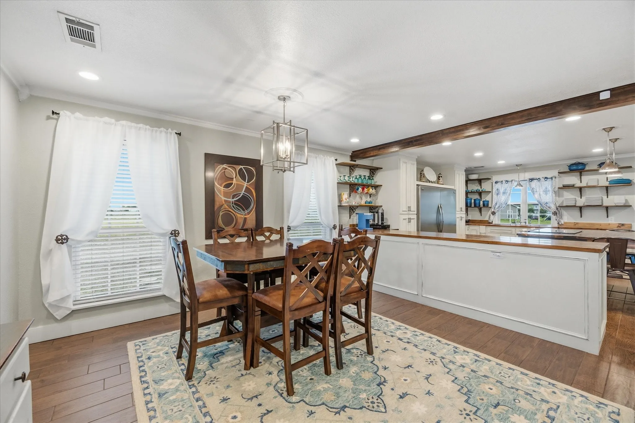 Single Family Residence For Sale in Kaufman County , 12204 Legacy Lane, Forney, Texas 75126, 3 Bedroom, 2 Bathroom, 1 Garage spaces, 2,493 Sqft, built in 2016, Preowned, mls#21223672, Real Estate Agent in Forney, Homes For Sale in Kaufman county, Homes For Sale in Forney, Realtor in Forney Texas, Real Estate Brokerage Independent Realty Texas, Luminita Cordes Realtor