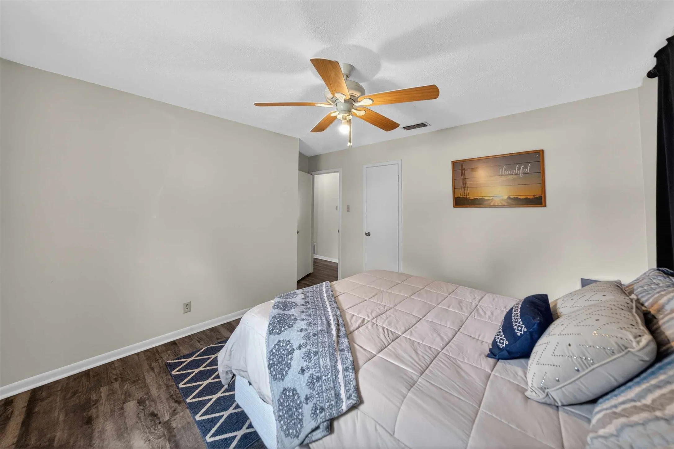 Single Family Residence For Sale in Smith County , 15515 Nell Lynn Lane, Tyler, Texas 75707, 3 Bedroom, 2 Bathroom, 2 Garage spaces, 1,814 Sqft, built in 1975, mls#21220968, Real Estate Agent in Tyler, Homes For Sale in Smith county, Homes For Sale in Tyler, Realtor in Tyler Texas, Real Estate Brokerage Independent Realty Texas, Luminita Cordes Realtor