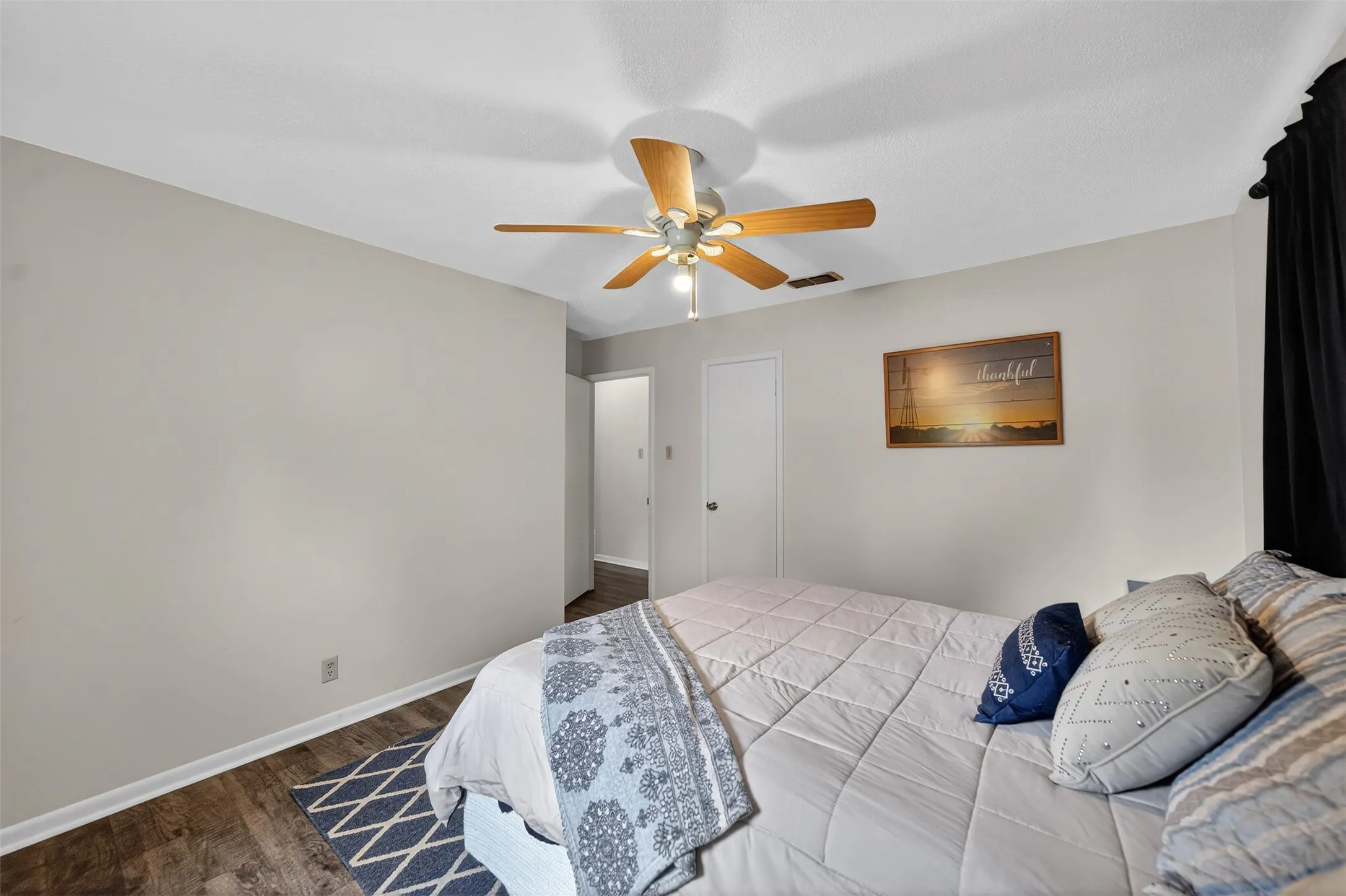 Single Family Residence For Sale in Smith County , 15515 Nell Lynn Lane, Tyler, Texas 75707, 3 Bedroom, 2 Bathroom, 2 Garage spaces, 1,814 Sqft, built in 1975, mls#21220968, Real Estate Agent in Tyler, Homes For Sale in Smith county, Homes For Sale in Tyler, Realtor in Tyler Texas, Real Estate Brokerage Independent Realty Texas, Luminita Cordes Realtor