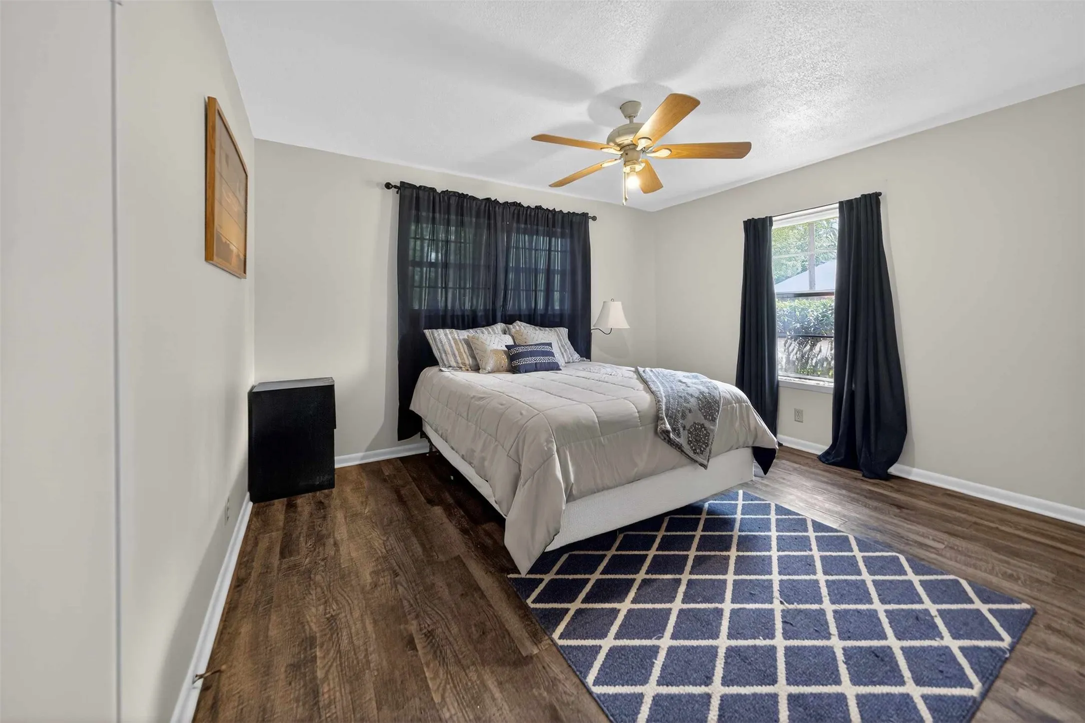 Single Family Residence For Sale in Smith County , 15515 Nell Lynn Lane, Tyler, Texas 75707, 3 Bedroom, 2 Bathroom, 2 Garage spaces, 1,814 Sqft, built in 1975, mls#21220968, Real Estate Agent in Tyler, Homes For Sale in Smith county, Homes For Sale in Tyler, Realtor in Tyler Texas, Real Estate Brokerage Independent Realty Texas, Luminita Cordes Realtor