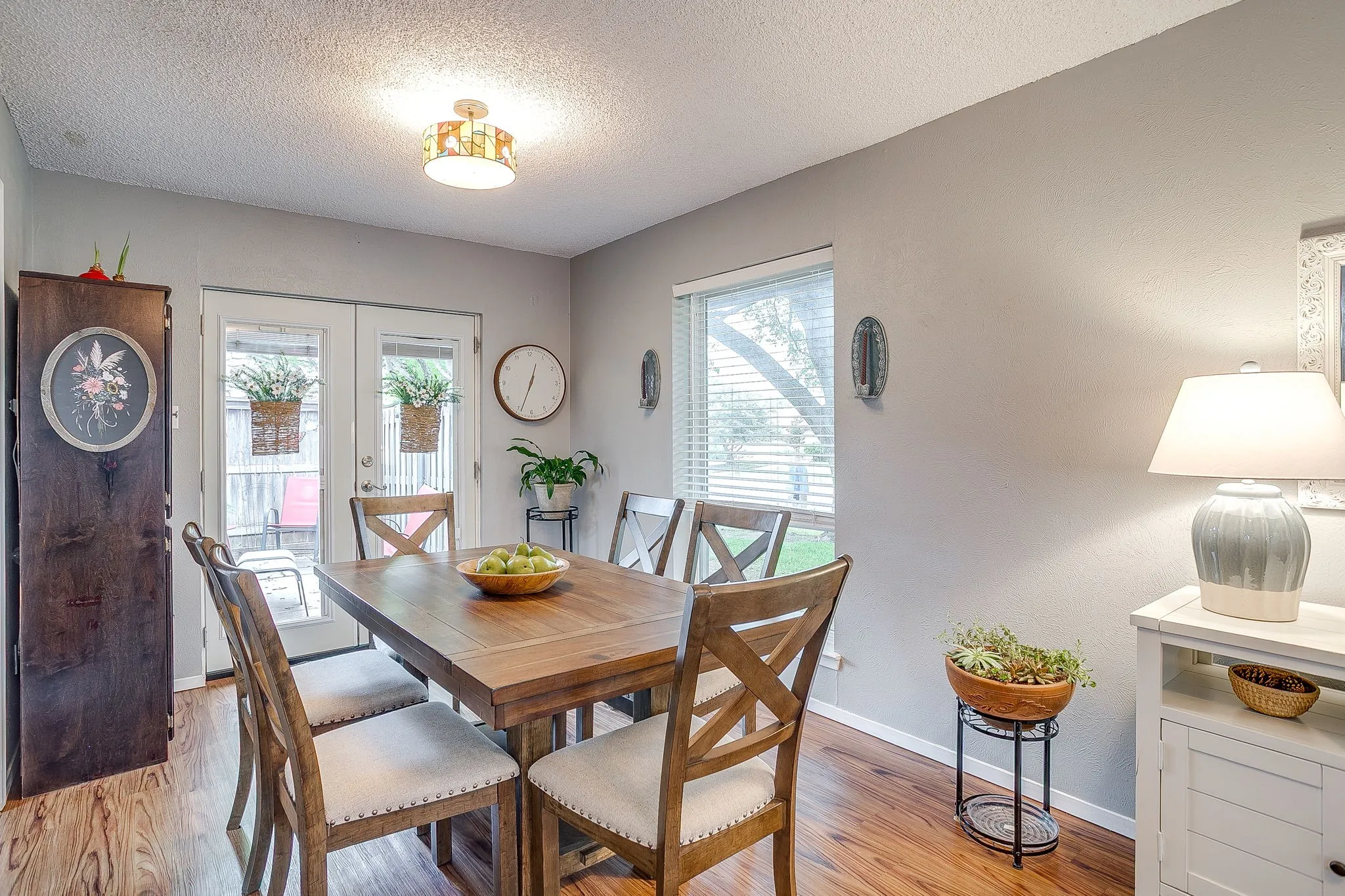 Duplex For Sale in Tarrant County , 5011 Ledgestone Drive, Fort Worth, Texas 76132, 4 Bedroom, 4 Bathroom, 4 Garage spaces, 3,216 Sqft, built in 1976, Preowned, mls#21224948, Real Estate Agent in Fort Worth, Homes For Sale in Tarrant county, Homes For Sale in Fort Worth, Realtor in Fort Worth Texas, Real Estate Brokerage Independent Realty Texas, Luminita Cordes Realtor