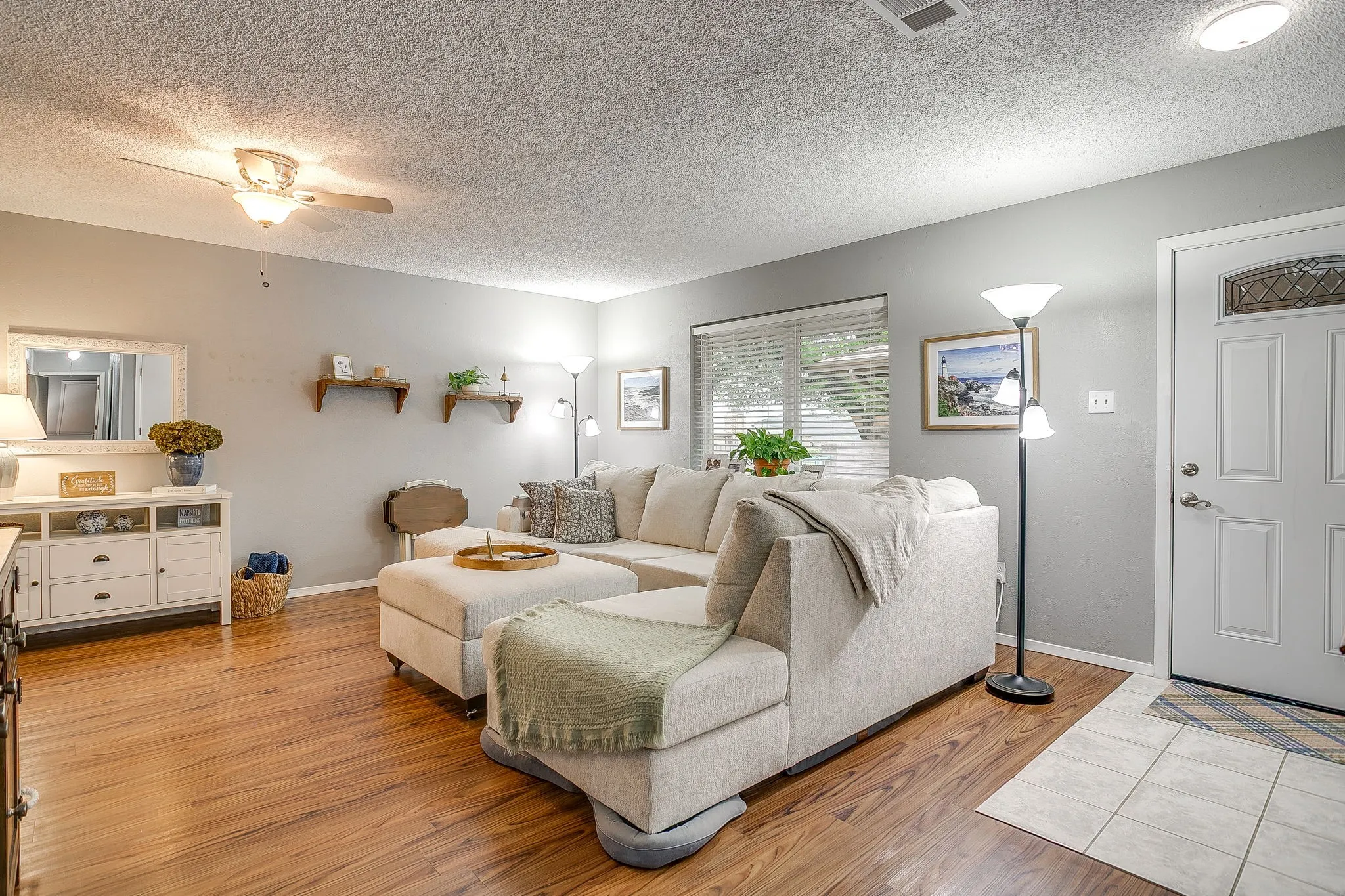 Duplex For Sale in Tarrant County , 5011 Ledgestone Drive, Fort Worth, Texas 76132, 4 Bedroom, 4 Bathroom, 4 Garage spaces, 3,216 Sqft, built in 1976, Preowned, mls#21224948, Real Estate Agent in Fort Worth, Homes For Sale in Tarrant county, Homes For Sale in Fort Worth, Realtor in Fort Worth Texas, Real Estate Brokerage Independent Realty Texas, Luminita Cordes Realtor