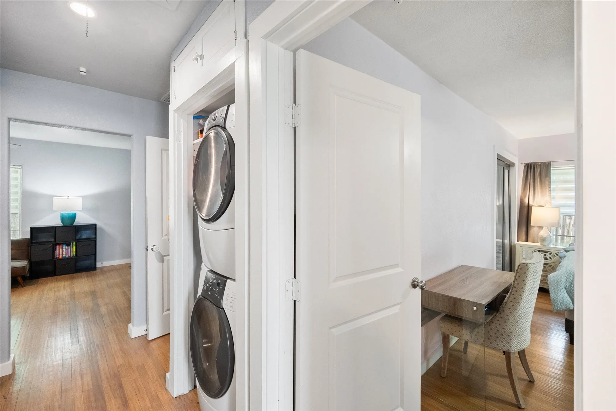 Single Family Residence For Sale in Tarrant County , 2736 Ryan Avenue, Fort Worth, Texas 76110, 2 Bedroom, 2 Bathroom, 1 Garage spaces, 1,047 Sqft, built in 1943, Preowned, mls#21212581, Real Estate Agent in Fort Worth, Homes For Sale in Tarrant county, Homes For Sale in Fort Worth, Realtor in Fort Worth Texas, Real Estate Brokerage Independent Realty Texas, Luminita Cordes Realtor