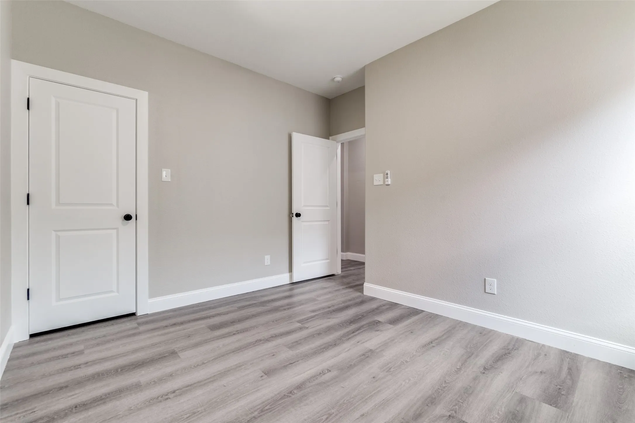 Single Family Residence For Sale in Dallas County , 3402 Spring Avenue, Dallas, Texas 75215, 3 Bedroom, 2 Bathroom, 2 Garage spaces, 1,672 Sqft, built in 2026, mls#21224951, Real Estate Agent in Dallas, Homes For Sale in Dallas county, Homes For Sale in Dallas, Realtor in Dallas Texas, Real Estate Brokerage Independent Realty Texas, Luminita Cordes Realtor