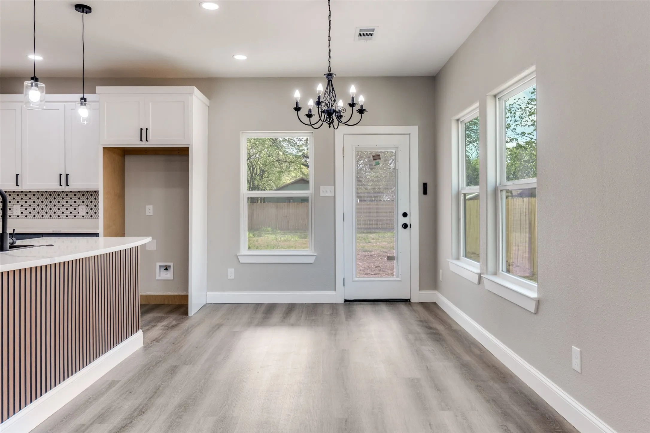 Single Family Residence For Sale in Dallas County , 3402 Spring Avenue, Dallas, Texas 75215, 3 Bedroom, 2 Bathroom, 2 Garage spaces, 1,672 Sqft, built in 2026, mls#21224951, Real Estate Agent in Dallas, Homes For Sale in Dallas county, Homes For Sale in Dallas, Realtor in Dallas Texas, Real Estate Brokerage Independent Realty Texas, Luminita Cordes Realtor