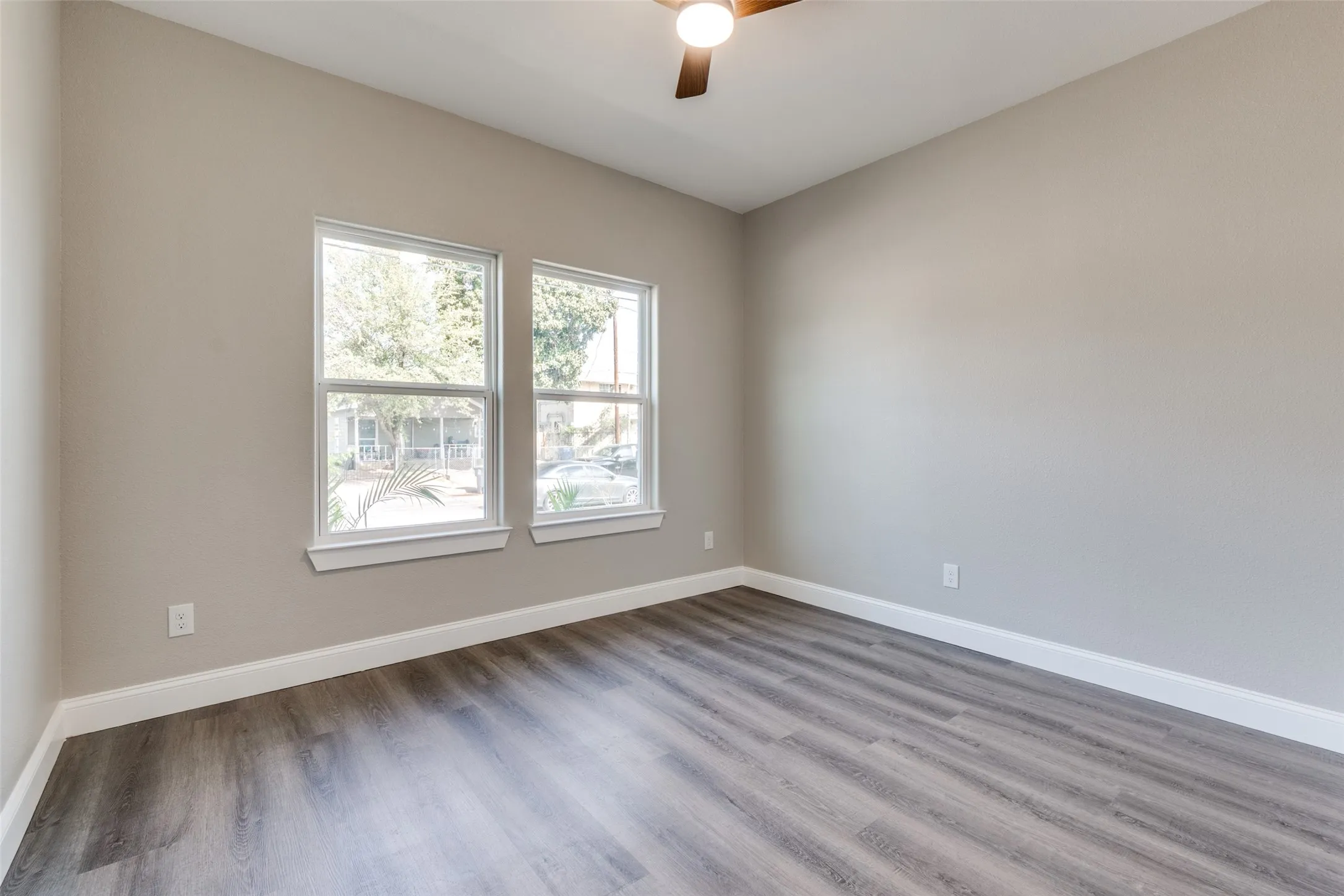 Single Family Residence For Sale in Dallas County , 3402 Spring Avenue, Dallas, Texas 75215, 3 Bedroom, 2 Bathroom, 2 Garage spaces, 1,672 Sqft, built in 2026, mls#21224951, Real Estate Agent in Dallas, Homes For Sale in Dallas county, Homes For Sale in Dallas, Realtor in Dallas Texas, Real Estate Brokerage Independent Realty Texas, Luminita Cordes Realtor