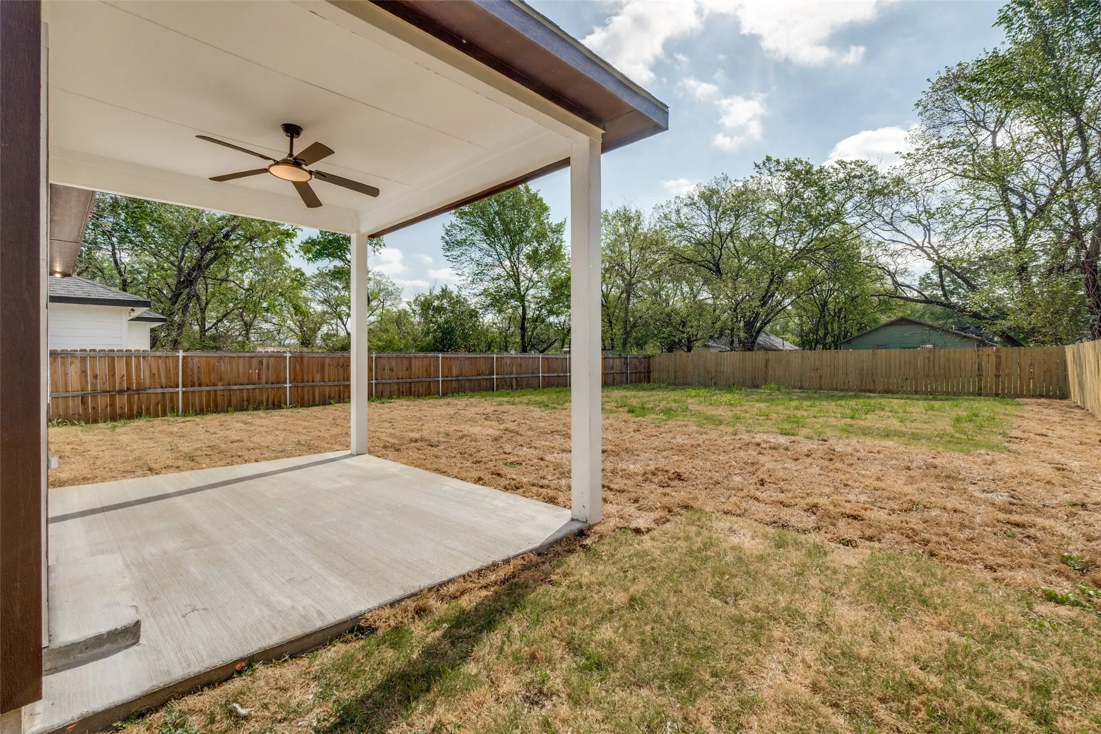 Single Family Residence For Sale in Dallas County , 3402 Spring Avenue, Dallas, Texas 75215, 3 Bedroom, 2 Bathroom, 2 Garage spaces, 1,672 Sqft, built in 2026, mls#21224951, Real Estate Agent in Dallas, Homes For Sale in Dallas county, Homes For Sale in Dallas, Realtor in Dallas Texas, Real Estate Brokerage Independent Realty Texas, Luminita Cordes Realtor