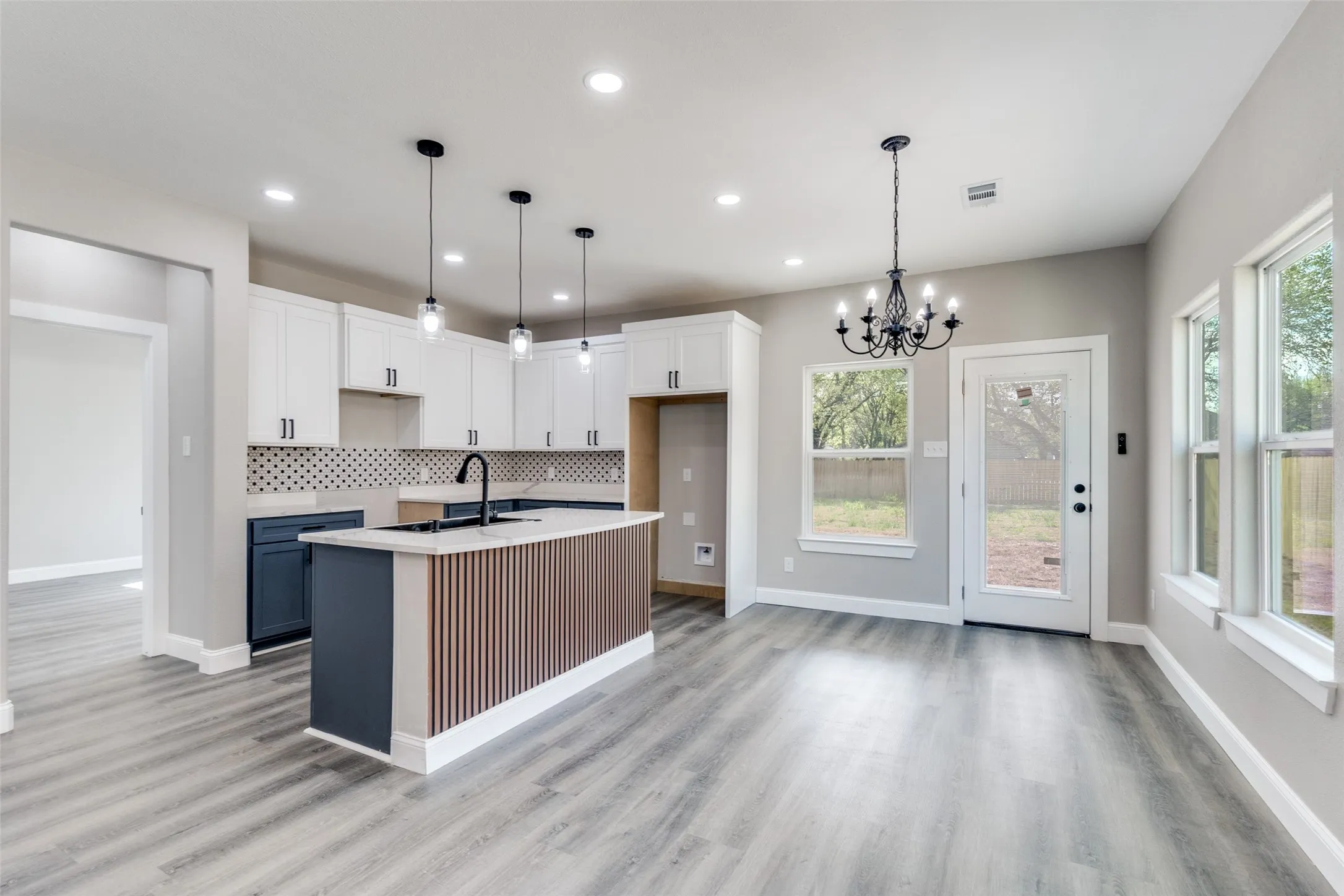 Single Family Residence For Sale in Dallas County , 3402 Spring Avenue, Dallas, Texas 75215, 3 Bedroom, 2 Bathroom, 2 Garage spaces, 1,672 Sqft, built in 2026, mls#21224951, Real Estate Agent in Dallas, Homes For Sale in Dallas county, Homes For Sale in Dallas, Realtor in Dallas Texas, Real Estate Brokerage Independent Realty Texas, Luminita Cordes Realtor