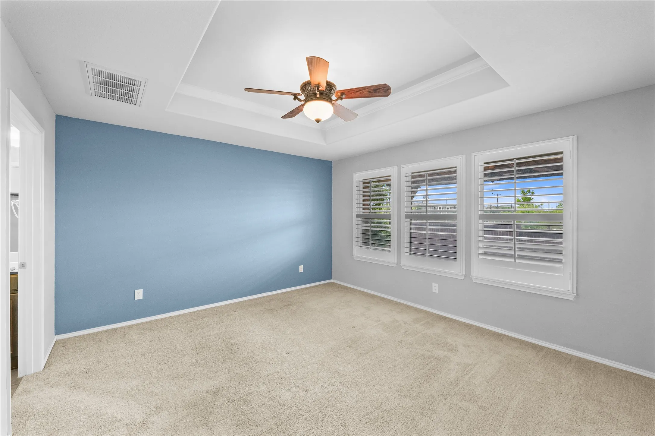 Single Family Residence For Sale in Denton County , 127 Montague Lane, Frisco, Texas 75036, 3 Bedroom, 2 Bathroom, 2 Garage spaces, 1,457 Sqft, built in 2014, Preowned, mls#21221499, Real Estate Agent in Frisco, Homes For Sale in Denton county, Homes For Sale in Frisco, Realtor in Frisco Texas, Real Estate Brokerage Independent Realty Texas, Luminita Cordes Realtor