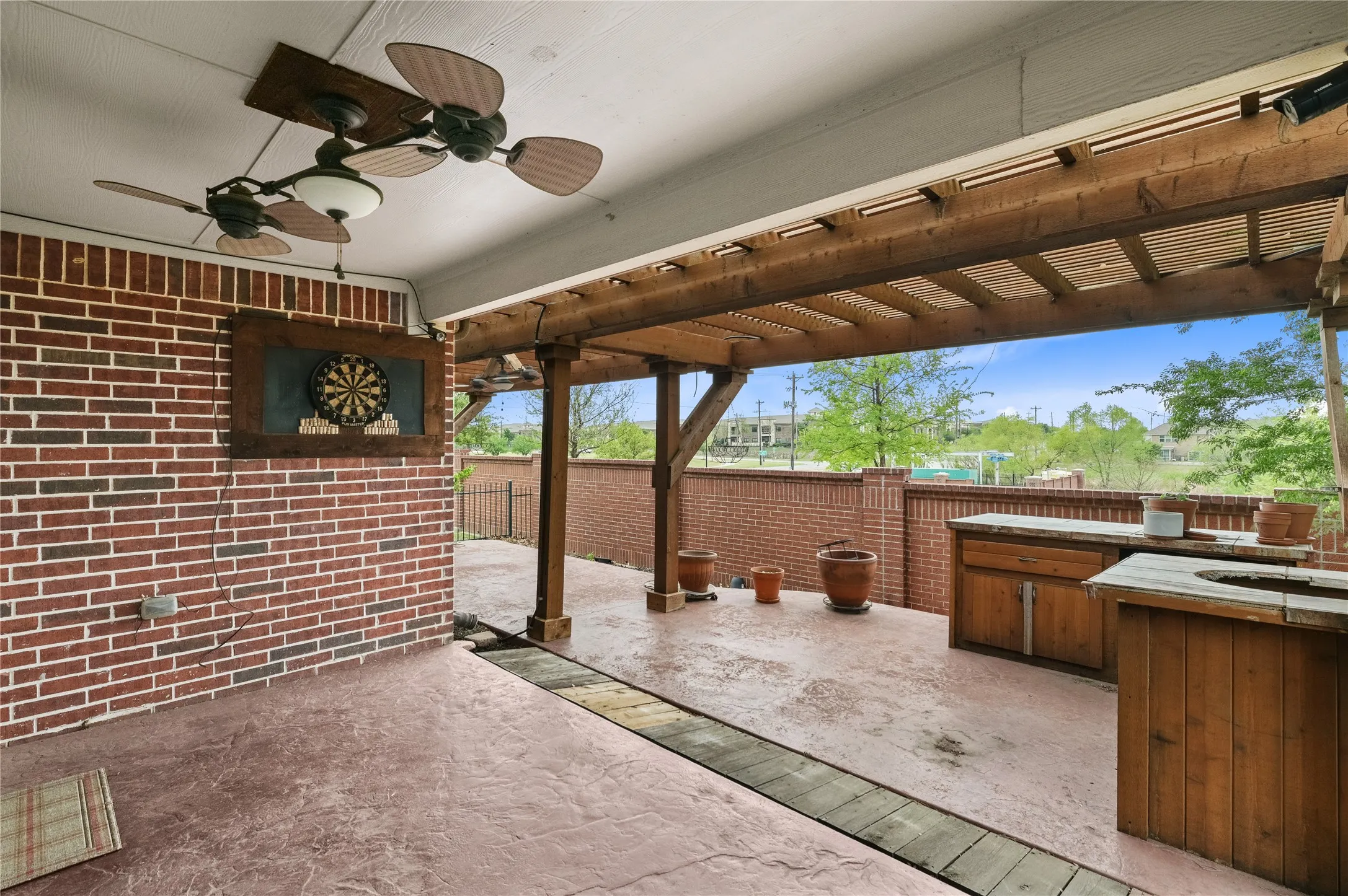 Single Family Residence For Sale in Denton County , 127 Montague Lane, Frisco, Texas 75036, 3 Bedroom, 2 Bathroom, 2 Garage spaces, 1,457 Sqft, built in 2014, Preowned, mls#21221499, Real Estate Agent in Frisco, Homes For Sale in Denton county, Homes For Sale in Frisco, Realtor in Frisco Texas, Real Estate Brokerage Independent Realty Texas, Luminita Cordes Realtor