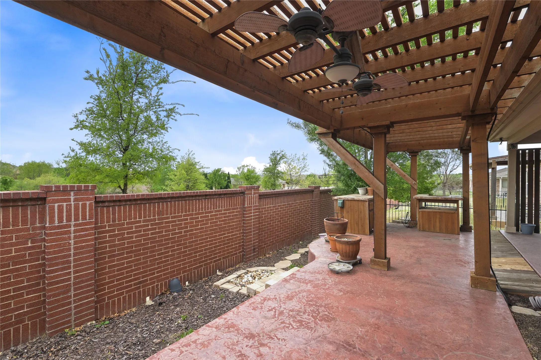 Single Family Residence For Sale in Denton County , 127 Montague Lane, Frisco, Texas 75036, 3 Bedroom, 2 Bathroom, 2 Garage spaces, 1,457 Sqft, built in 2014, Preowned, mls#21221499, Real Estate Agent in Frisco, Homes For Sale in Denton county, Homes For Sale in Frisco, Realtor in Frisco Texas, Real Estate Brokerage Independent Realty Texas, Luminita Cordes Realtor