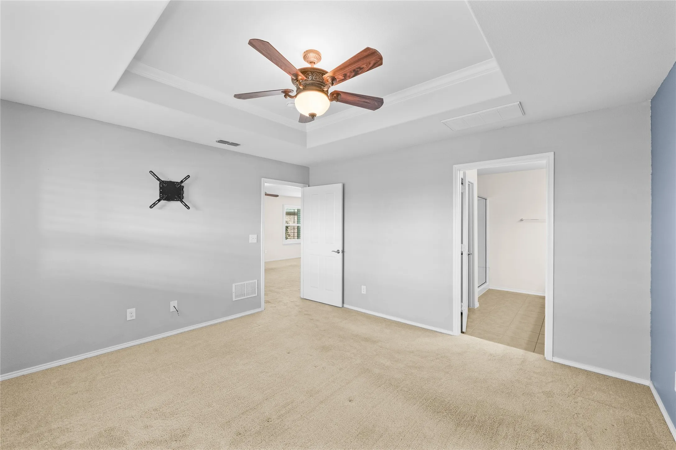 Single Family Residence For Sale in Denton County , 127 Montague Lane, Frisco, Texas 75036, 3 Bedroom, 2 Bathroom, 2 Garage spaces, 1,457 Sqft, built in 2014, Preowned, mls#21221499, Real Estate Agent in Frisco, Homes For Sale in Denton county, Homes For Sale in Frisco, Realtor in Frisco Texas, Real Estate Brokerage Independent Realty Texas, Luminita Cordes Realtor