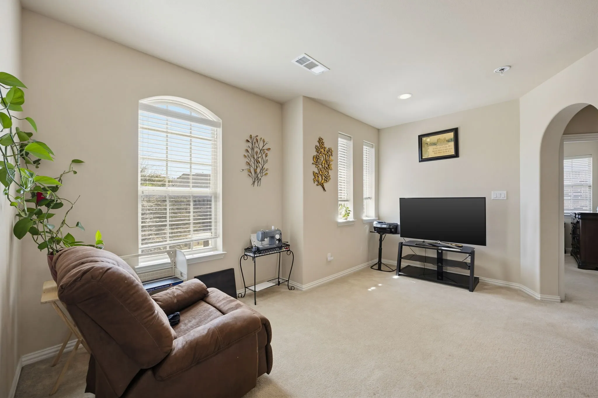 Single Family Residence For Sale in Collin County , 1608 Alamosa Drive, Allen, Texas 75013, 5 Bedroom, 4 Bathroom, 3 Garage spaces, 4,259 Sqft, built in 2015, Preowned, mls#21225203, Real Estate Agent in Allen, Homes For Sale in Collin county, Homes For Sale in Allen, Realtor in Allen Texas, Real Estate Brokerage Independent Realty Texas, Luminita Cordes Realtor