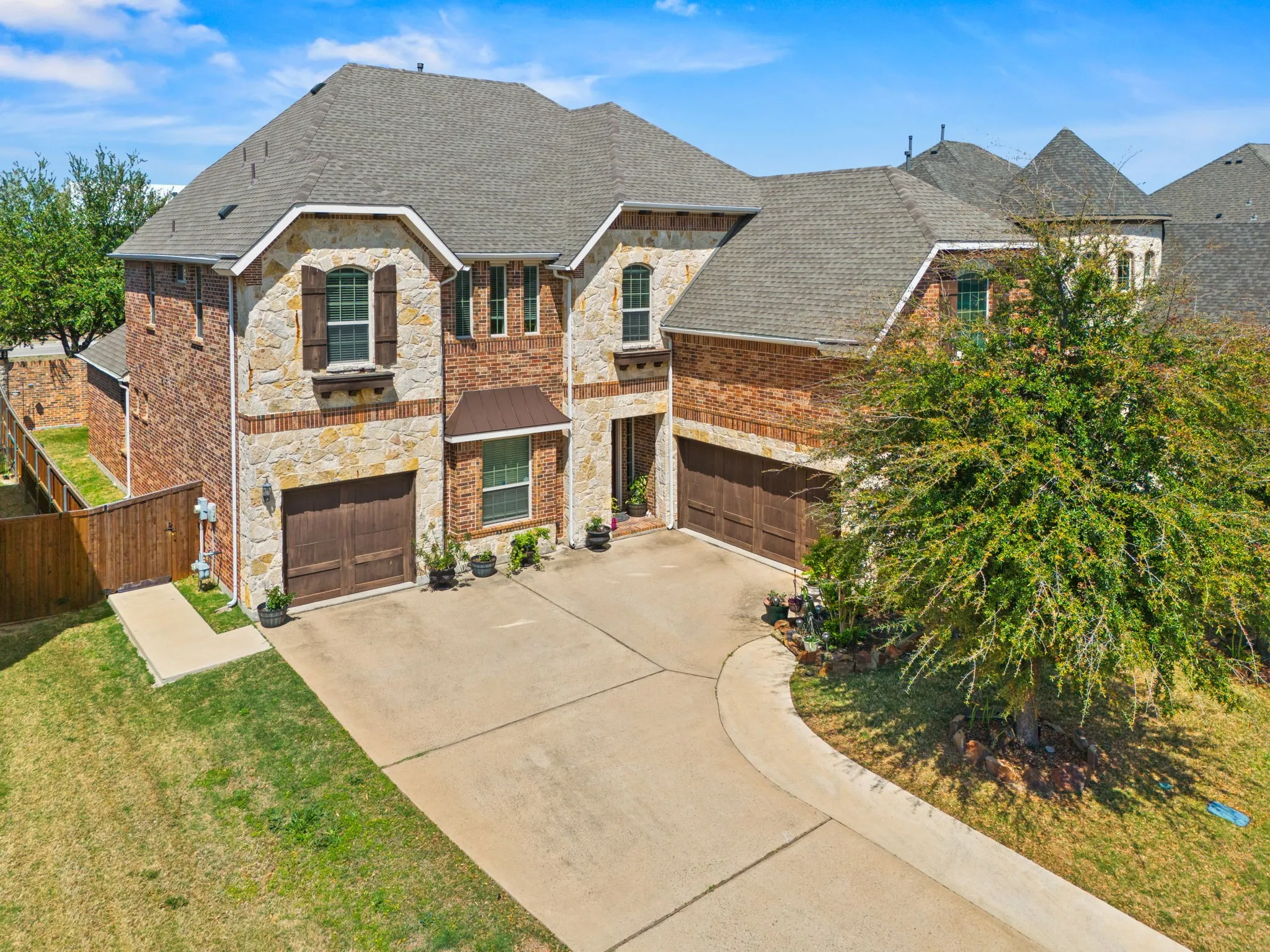 Single Family Residence For Sale in Collin County , 1608 Alamosa Drive, Allen, Texas 75013, 5 Bedroom, 4 Bathroom, 3 Garage spaces, 4,259 Sqft, built in 2015, Preowned, mls#21225203, Real Estate Agent in Allen, Homes For Sale in Collin county, Homes For Sale in Allen, Realtor in Allen Texas, Real Estate Brokerage Independent Realty Texas, Luminita Cordes Realtor