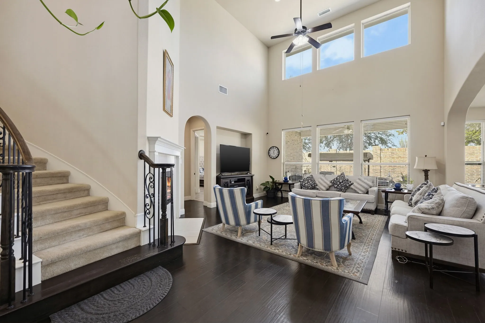 Single Family Residence For Sale in Collin County , 1608 Alamosa Drive, Allen, Texas 75013, 5 Bedroom, 4 Bathroom, 3 Garage spaces, 4,259 Sqft, built in 2015, Preowned, mls#21225203, Real Estate Agent in Allen, Homes For Sale in Collin county, Homes For Sale in Allen, Realtor in Allen Texas, Real Estate Brokerage Independent Realty Texas, Luminita Cordes Realtor