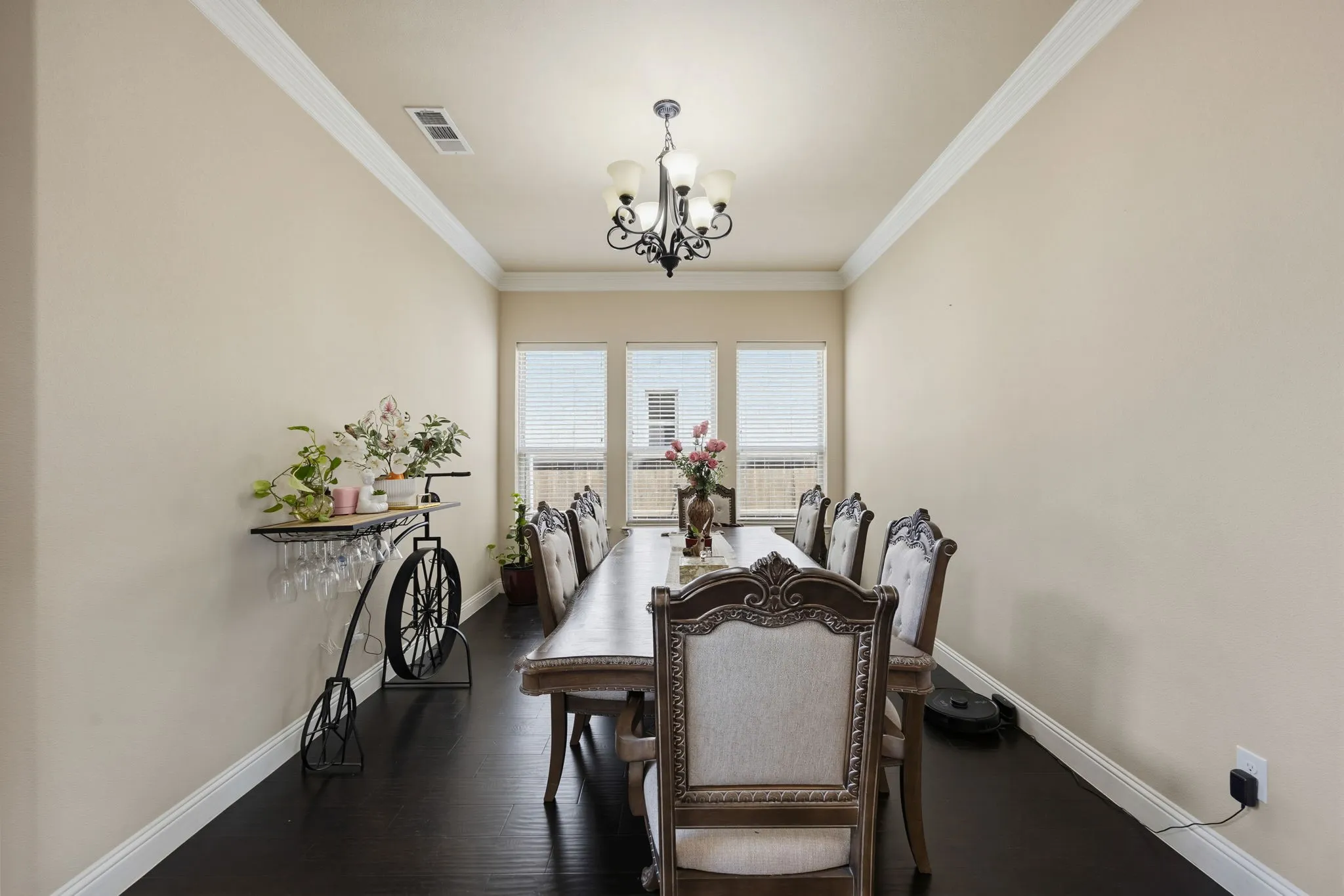 Single Family Residence For Sale in Collin County , 1608 Alamosa Drive, Allen, Texas 75013, 5 Bedroom, 4 Bathroom, 3 Garage spaces, 4,259 Sqft, built in 2015, Preowned, mls#21225203, Real Estate Agent in Allen, Homes For Sale in Collin county, Homes For Sale in Allen, Realtor in Allen Texas, Real Estate Brokerage Independent Realty Texas, Luminita Cordes Realtor