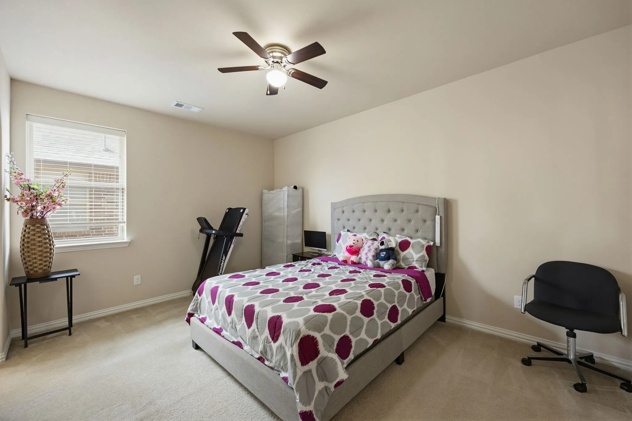 Single Family Residence For Sale in Collin County , 1608 Alamosa Drive, Allen, Texas 75013, 5 Bedroom, 4 Bathroom, 3 Garage spaces, 4,259 Sqft, built in 2015, Preowned, mls#21225203, Real Estate Agent in Allen, Homes For Sale in Collin county, Homes For Sale in Allen, Realtor in Allen Texas, Real Estate Brokerage Independent Realty Texas, Luminita Cordes Realtor