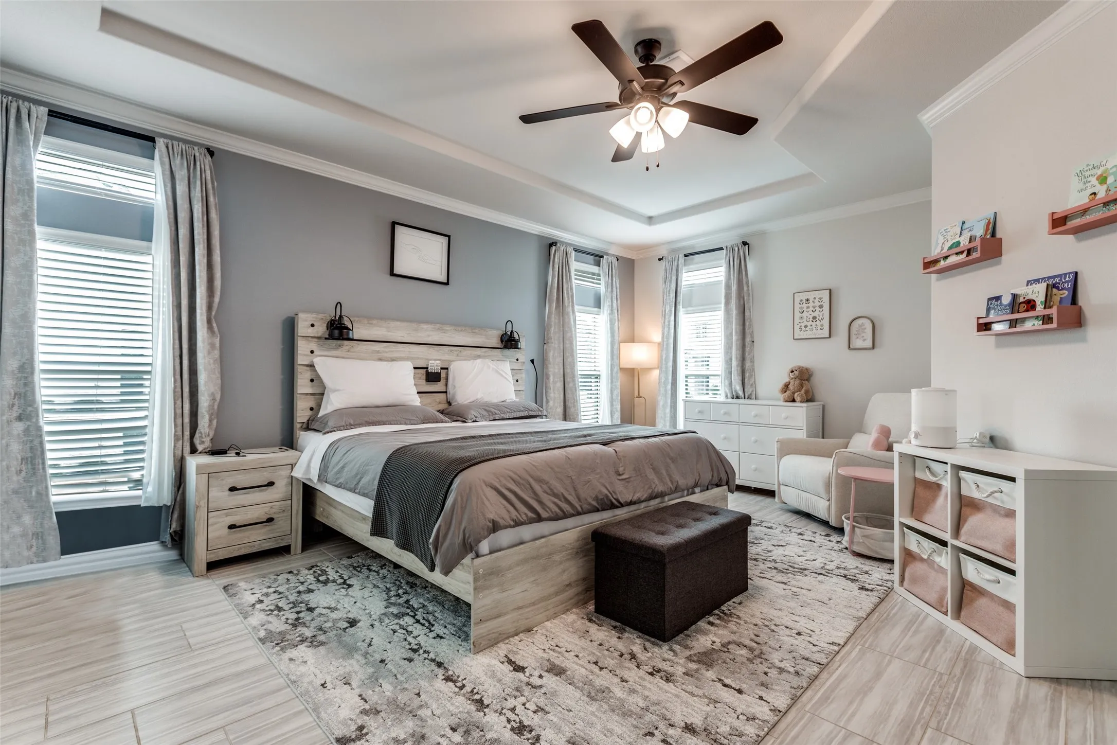 Single Family Residence For Sale in Denton County , 1352 Peregrine Trail, Frisco, Texas 75036, 5 Bedroom, 4 Bathroom, 2 Garage spaces, 3,391 Sqft, built in 2023, mls#21225161, Real Estate Agent in Frisco, Homes For Sale in Denton county, Homes For Sale in Frisco, Realtor in Frisco Texas, Real Estate Brokerage Independent Realty Texas, Luminita Cordes Realtor