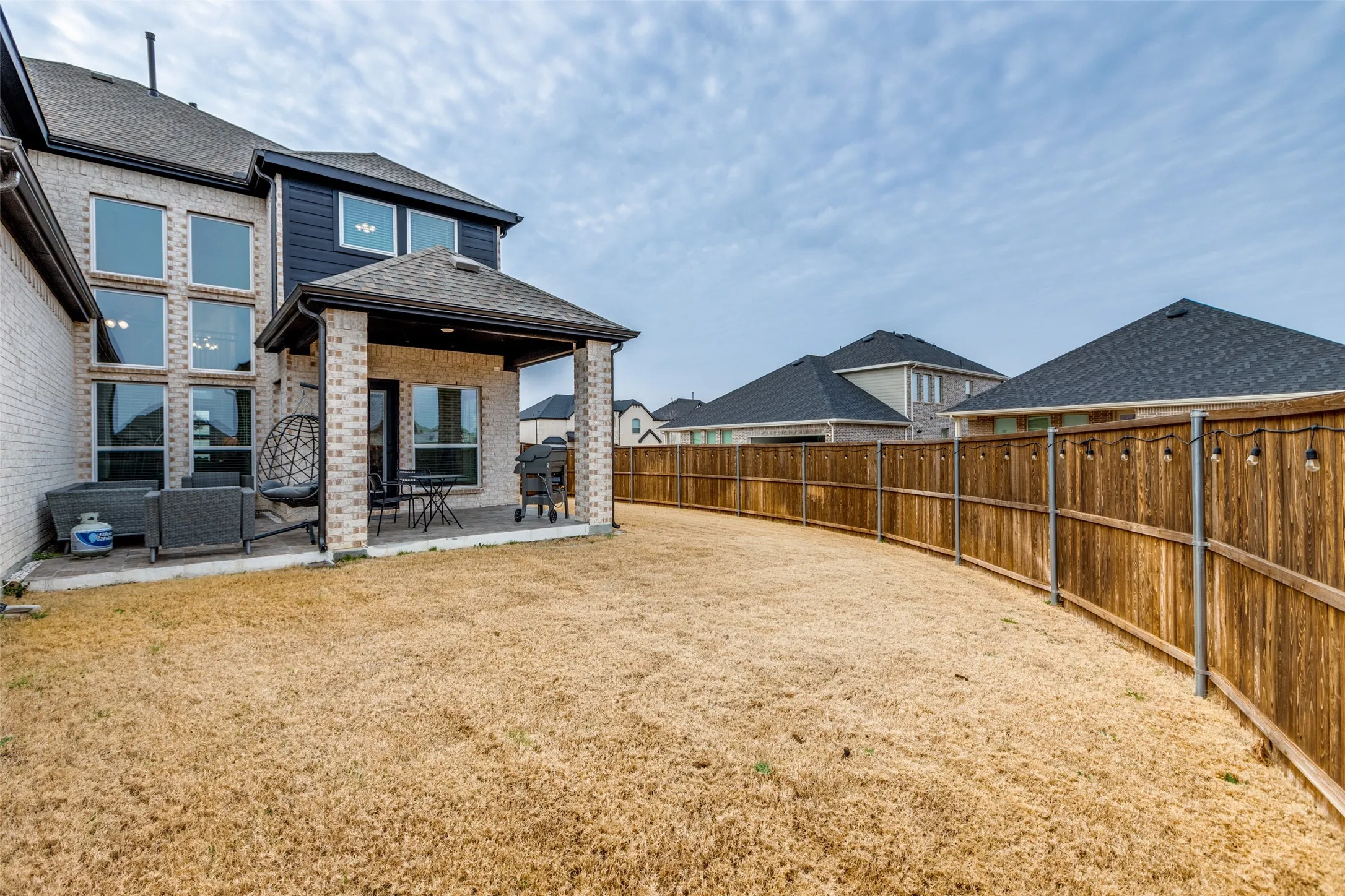 Single Family Residence For Sale in Denton County , 1352 Peregrine Trail, Frisco, Texas 75036, 5 Bedroom, 4 Bathroom, 2 Garage spaces, 3,391 Sqft, built in 2023, mls#21225161, Real Estate Agent in Frisco, Homes For Sale in Denton county, Homes For Sale in Frisco, Realtor in Frisco Texas, Real Estate Brokerage Independent Realty Texas, Luminita Cordes Realtor