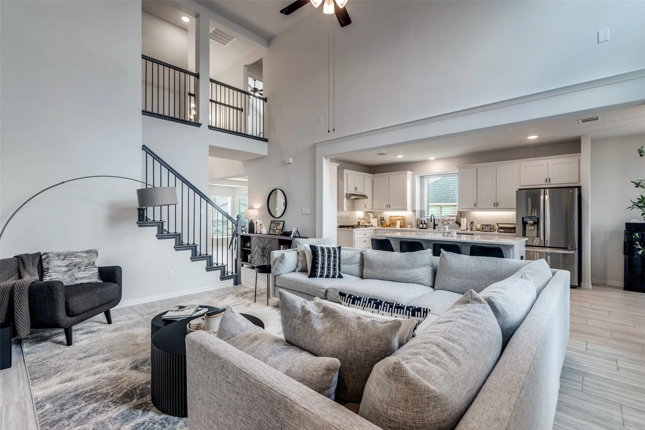 Single Family Residence For Sale in Denton County , 1352 Peregrine Trail, Frisco, Texas 75036, 5 Bedroom, 4 Bathroom, 2 Garage spaces, 3,391 Sqft, built in 2023, mls#21225161, Real Estate Agent in Frisco, Homes For Sale in Denton county, Homes For Sale in Frisco, Realtor in Frisco Texas, Real Estate Brokerage Independent Realty Texas, Luminita Cordes Realtor