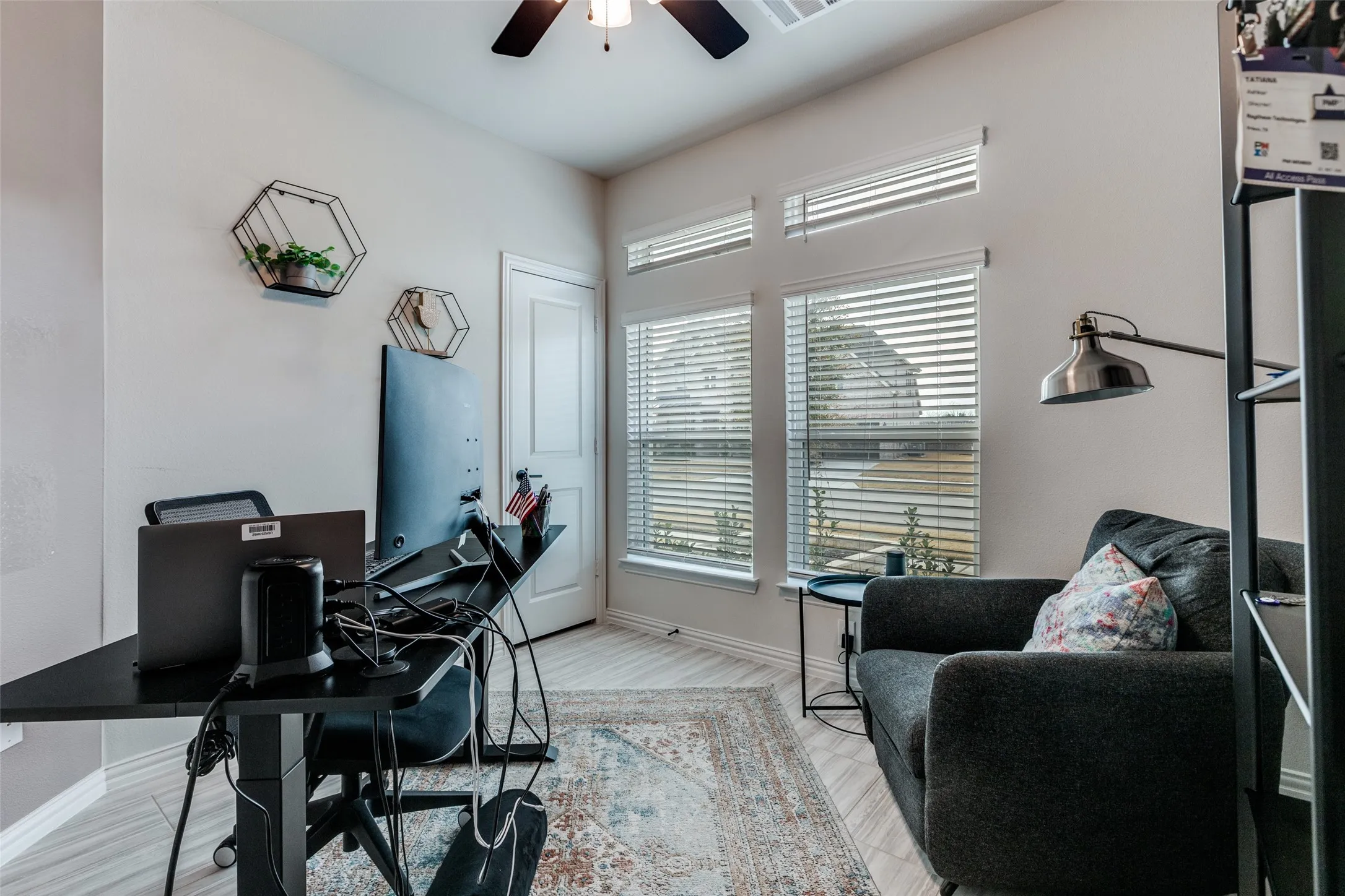 Single Family Residence For Sale in Denton County , 1352 Peregrine Trail, Frisco, Texas 75036, 5 Bedroom, 4 Bathroom, 2 Garage spaces, 3,391 Sqft, built in 2023, mls#21225161, Real Estate Agent in Frisco, Homes For Sale in Denton county, Homes For Sale in Frisco, Realtor in Frisco Texas, Real Estate Brokerage Independent Realty Texas, Luminita Cordes Realtor
