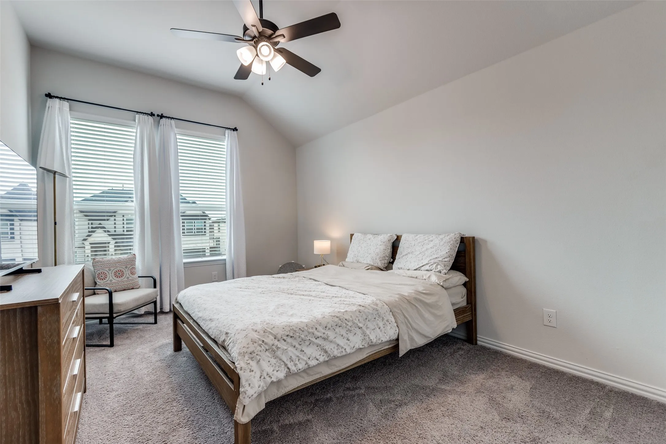 Single Family Residence For Sale in Denton County , 1352 Peregrine Trail, Frisco, Texas 75036, 5 Bedroom, 4 Bathroom, 2 Garage spaces, 3,391 Sqft, built in 2023, mls#21225161, Real Estate Agent in Frisco, Homes For Sale in Denton county, Homes For Sale in Frisco, Realtor in Frisco Texas, Real Estate Brokerage Independent Realty Texas, Luminita Cordes Realtor