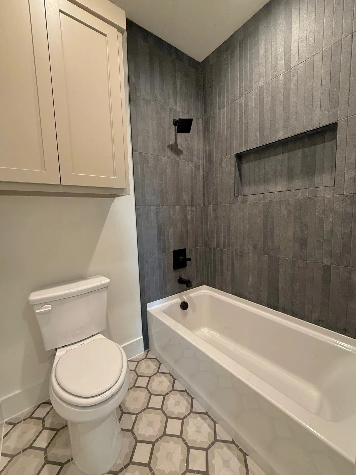 bathroom 4 upstairs