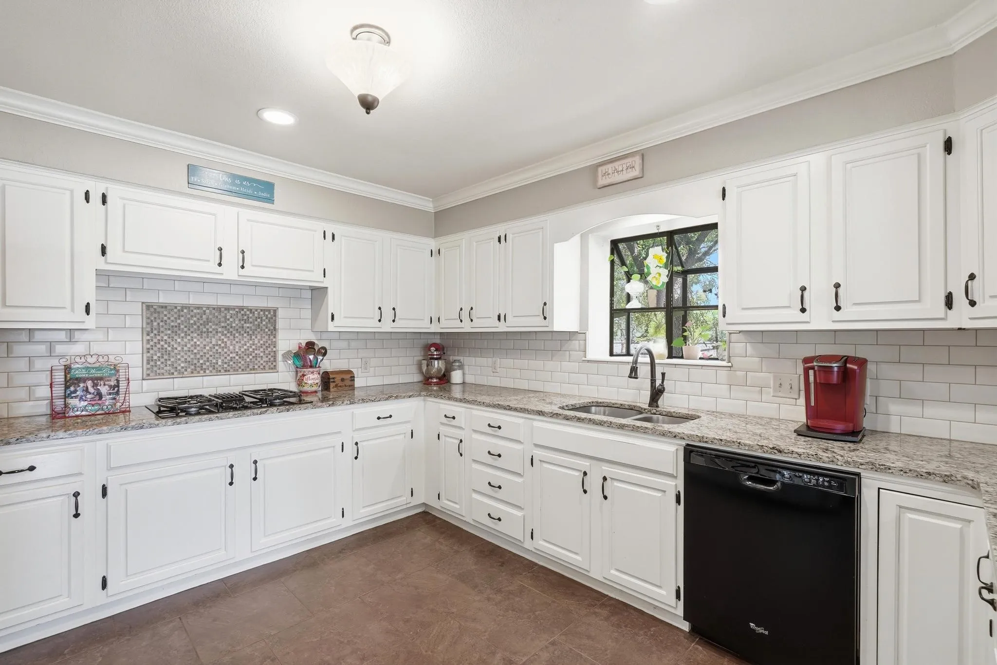 Single Family Residence For Sale in Taylor County , 432 Clark Road, Abilene, Texas 79602, 4 Bedrooms, 3 Bathrooms, 2 Garage spaces, 3,193 Sqft, built in 1982, Price $555,000, mls#21225224, Real Estate Agent in Abilene, Homes For Sale in Taylor county, Homes For Sale in Abilene, Realtor in Abilene Texas, Real Estate Brokerage Independent Realty Texas, Luminita Cordes Realtor