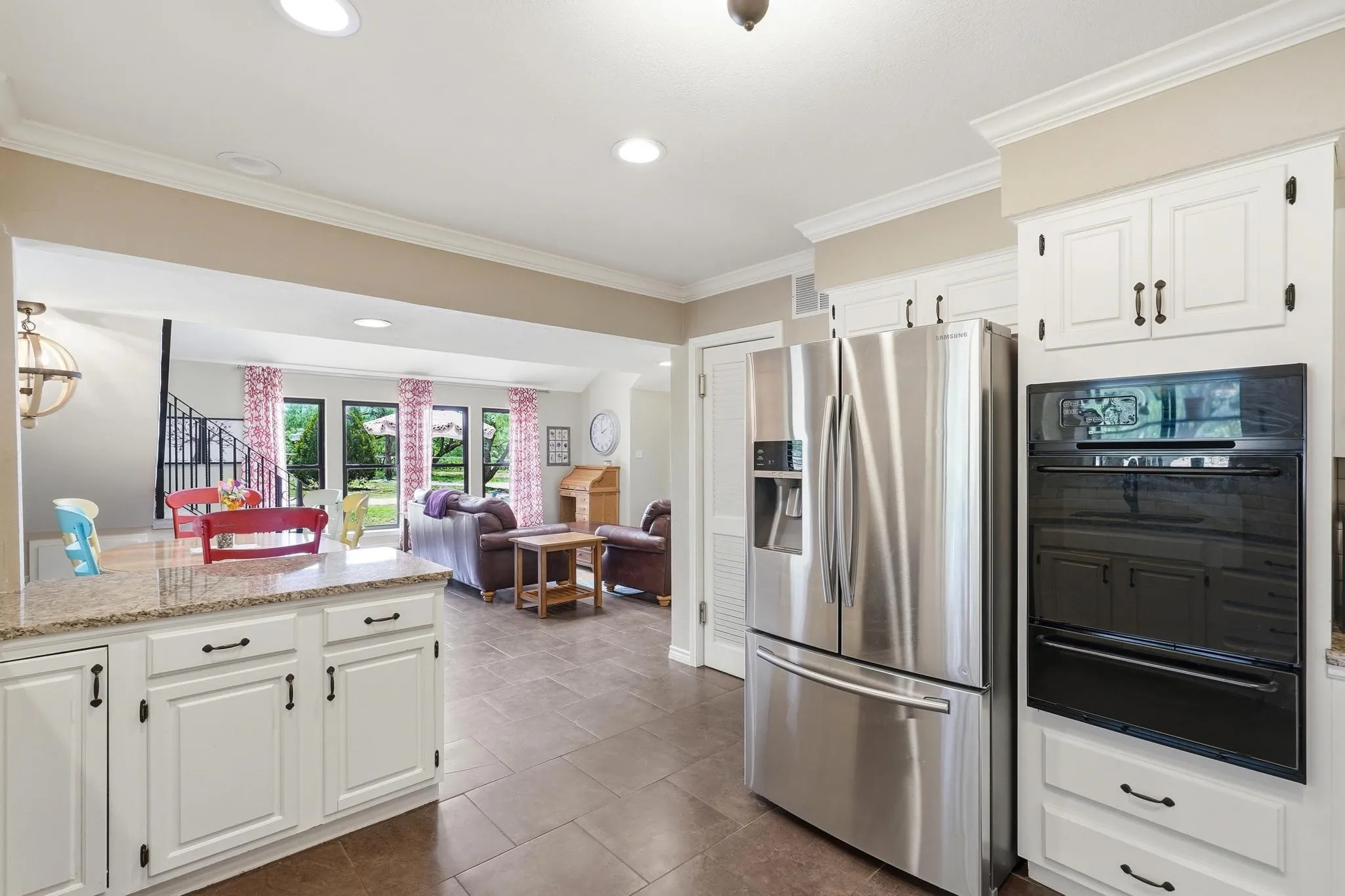 Single Family Residence For Sale in Taylor County , 432 Clark Road, Abilene, Texas 79602, 4 Bedrooms, 3 Bathrooms, 2 Garage spaces, 3,193 Sqft, built in 1982, Price $555,000, mls#21225224, Real Estate Agent in Abilene, Homes For Sale in Taylor county, Homes For Sale in Abilene, Realtor in Abilene Texas, Real Estate Brokerage Independent Realty Texas, Luminita Cordes Realtor