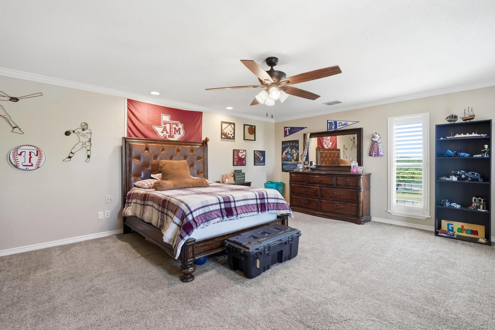 Single Family Residence For Sale in Taylor County , 432 Clark Road, Abilene, Texas 79602, 4 Bedrooms, 3 Bathrooms, 2 Garage spaces, 3,193 Sqft, built in 1982, Price $555,000, mls#21225224, Real Estate Agent in Abilene, Homes For Sale in Taylor county, Homes For Sale in Abilene, Realtor in Abilene Texas, Real Estate Brokerage Independent Realty Texas, Luminita Cordes Realtor