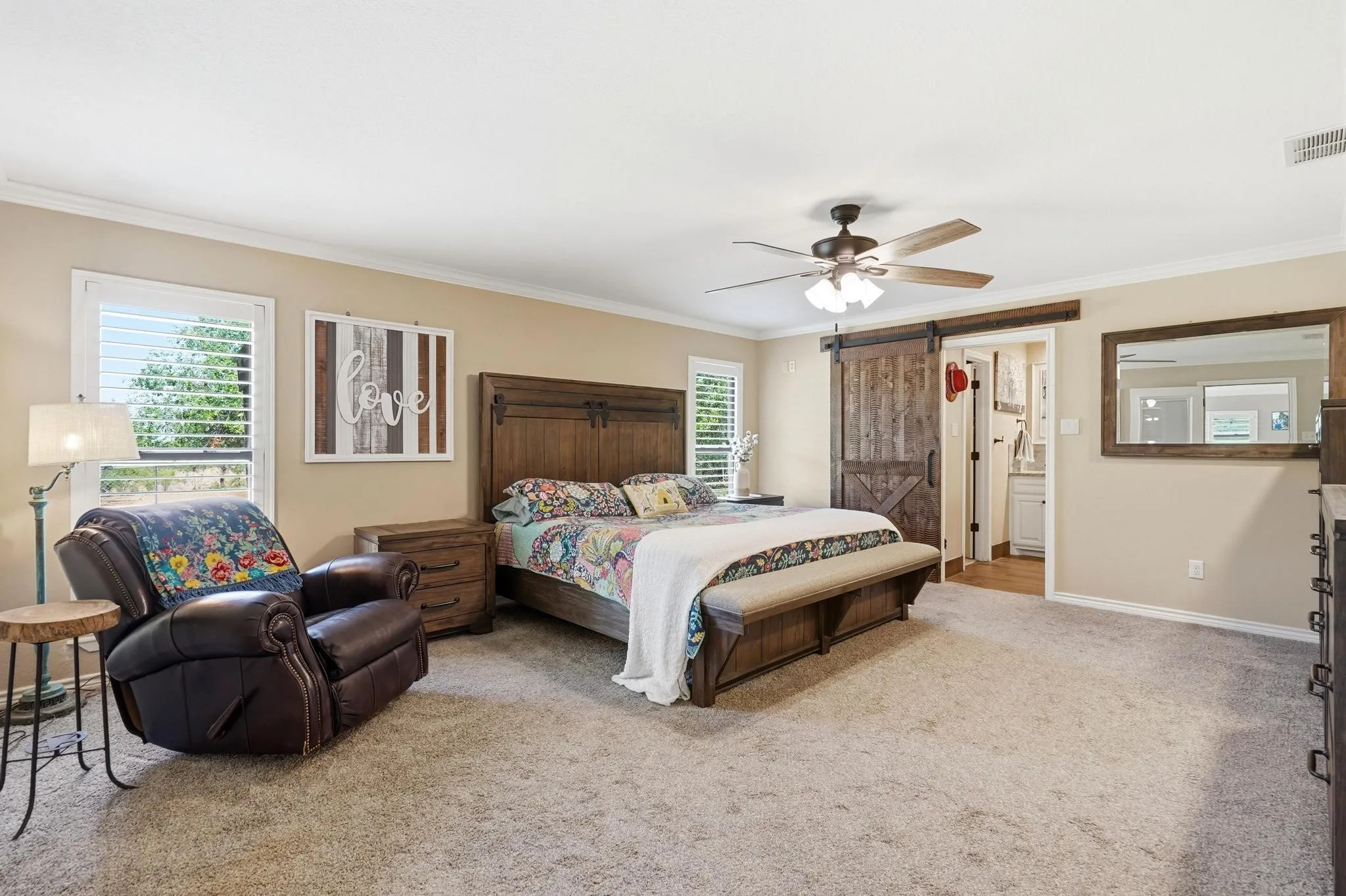 Single Family Residence For Sale in Taylor County , 432 Clark Road, Abilene, Texas 79602, 4 Bedrooms, 3 Bathrooms, 2 Garage spaces, 3,193 Sqft, built in 1982, Price $555,000, mls#21225224, Real Estate Agent in Abilene, Homes For Sale in Taylor county, Homes For Sale in Abilene, Realtor in Abilene Texas, Real Estate Brokerage Independent Realty Texas, Luminita Cordes Realtor