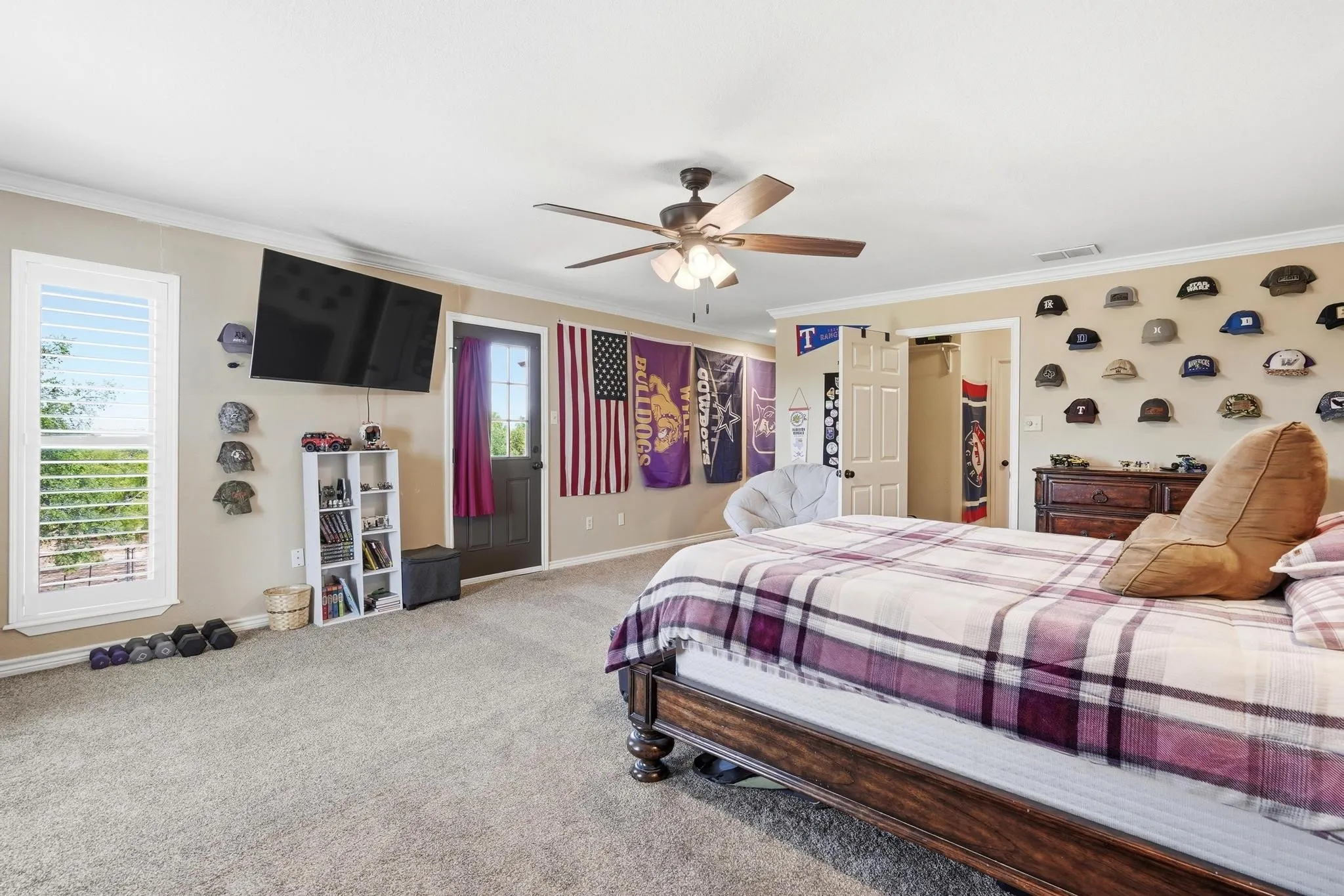 Single Family Residence For Sale in Taylor County , 432 Clark Road, Abilene, Texas 79602, 4 Bedrooms, 3 Bathrooms, 2 Garage spaces, 3,193 Sqft, built in 1982, Price $555,000, mls#21225224, Real Estate Agent in Abilene, Homes For Sale in Taylor county, Homes For Sale in Abilene, Realtor in Abilene Texas, Real Estate Brokerage Independent Realty Texas, Luminita Cordes Realtor