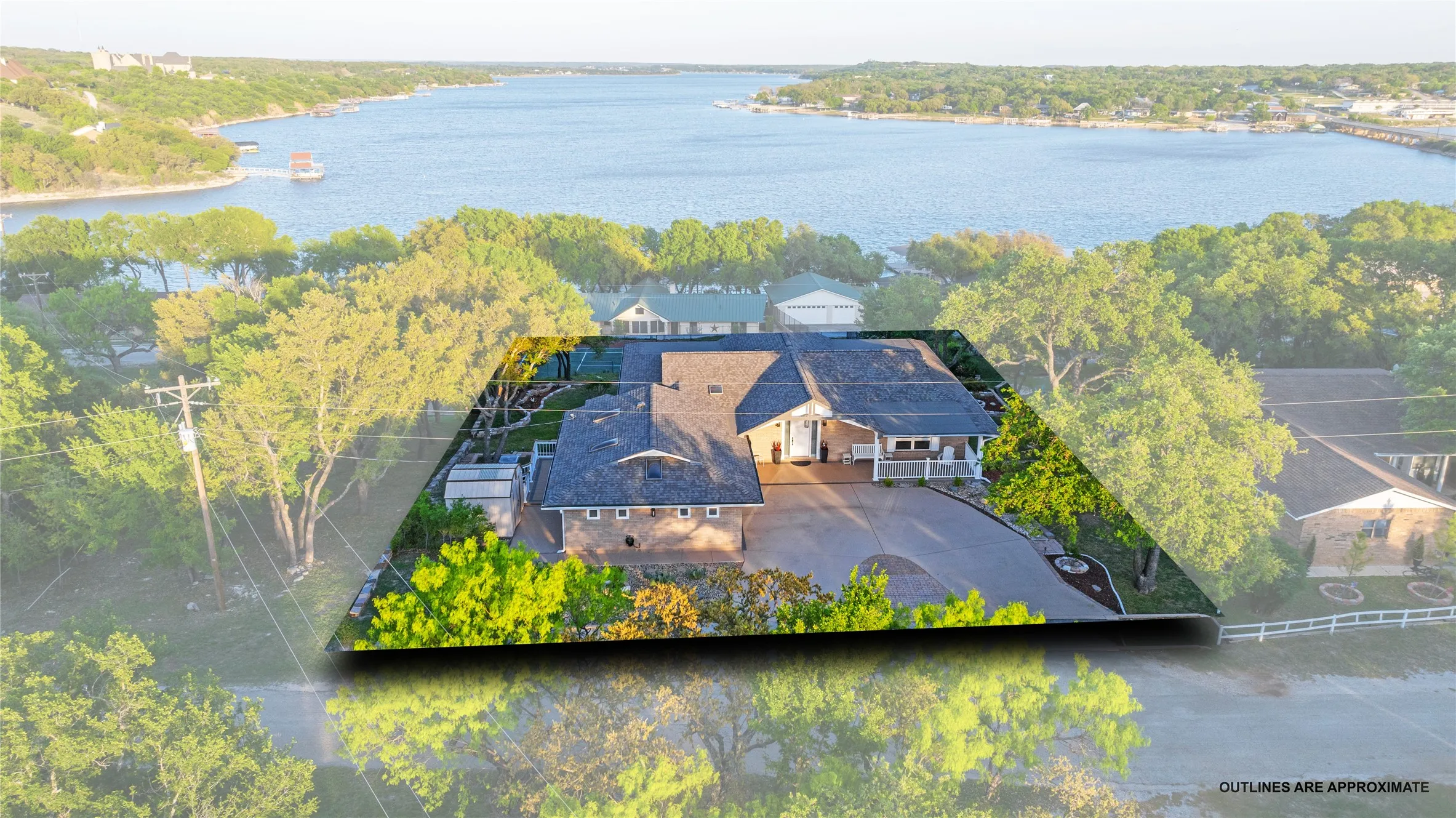 Single Family Residence For Sale in Brown County , 9014 Mesa View Road, Brownwood, Texas 76801, 5 Bedroom, 4 Bathroom, 2 Garage spaces, 3,220 Sqft, built in 1986, Price $569,000, mls#21224101, Real Estate Agent in Brownwood, Homes For Sale in Brown county, Homes For Sale in Brownwood, Realtor in Brownwood Texas, Real Estate Brokerage Independent Realty Texas, Luminita Cordes Realtor