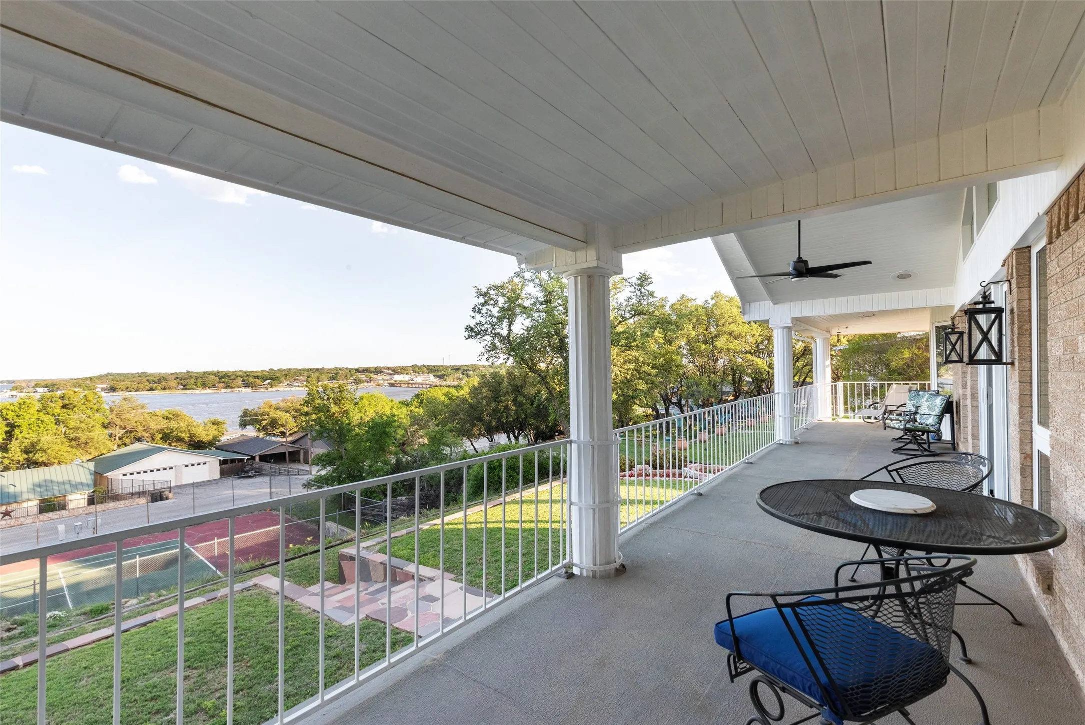 Single Family Residence For Sale in Brown County , 9014 Mesa View Road, Brownwood, Texas 76801, 5 Bedroom, 4 Bathroom, 2 Garage spaces, 3,220 Sqft, built in 1986, Price $569,000, mls#21224101, Real Estate Agent in Brownwood, Homes For Sale in Brown county, Homes For Sale in Brownwood, Realtor in Brownwood Texas, Real Estate Brokerage Independent Realty Texas, Luminita Cordes Realtor