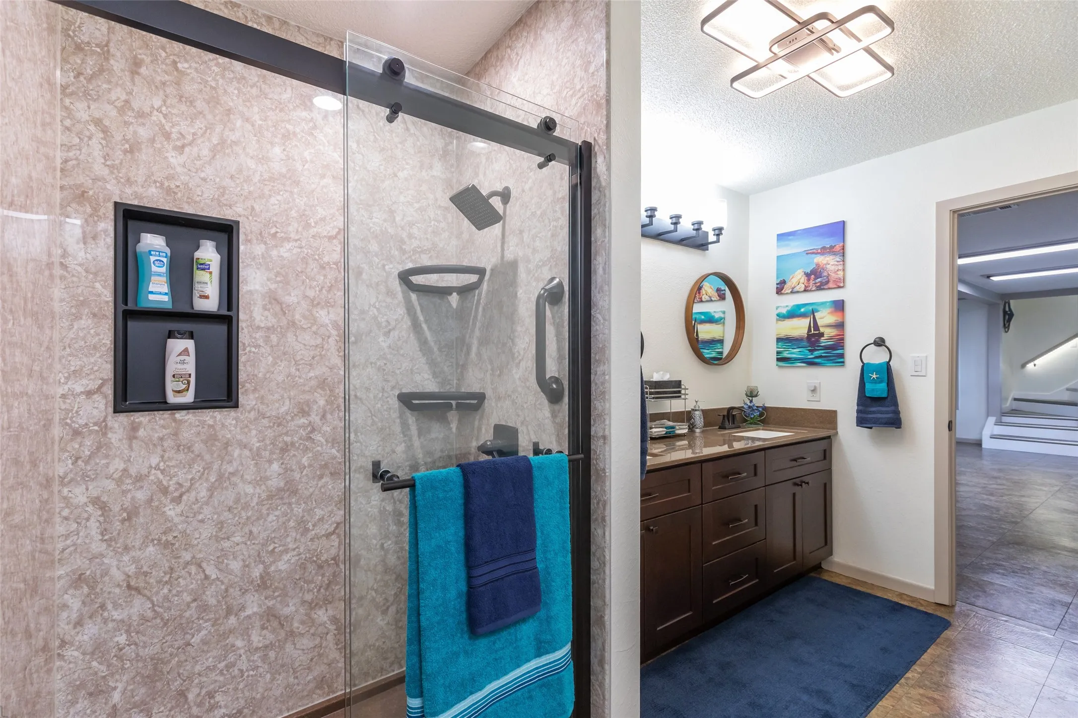 Single Family Residence For Sale in Brown County , 9014 Mesa View Road, Brownwood, Texas 76801, 5 Bedroom, 4 Bathroom, 2 Garage spaces, 3,220 Sqft, built in 1986, Price $569,000, mls#21224101, Real Estate Agent in Brownwood, Homes For Sale in Brown county, Homes For Sale in Brownwood, Realtor in Brownwood Texas, Real Estate Brokerage Independent Realty Texas, Luminita Cordes Realtor