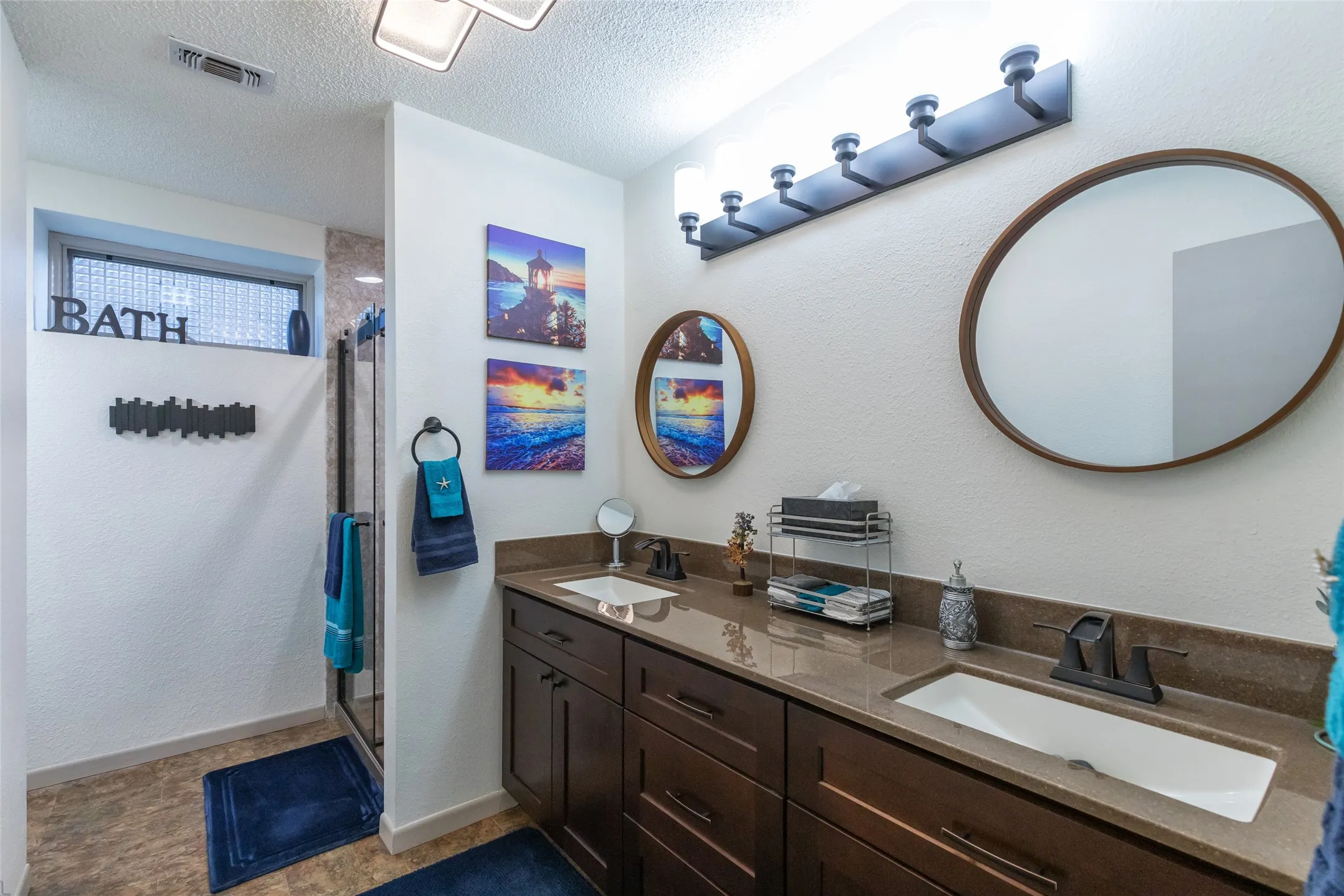 Single Family Residence For Sale in Brown County , 9014 Mesa View Road, Brownwood, Texas 76801, 5 Bedroom, 4 Bathroom, 2 Garage spaces, 3,220 Sqft, built in 1986, Price $569,000, mls#21224101, Real Estate Agent in Brownwood, Homes For Sale in Brown county, Homes For Sale in Brownwood, Realtor in Brownwood Texas, Real Estate Brokerage Independent Realty Texas, Luminita Cordes Realtor
