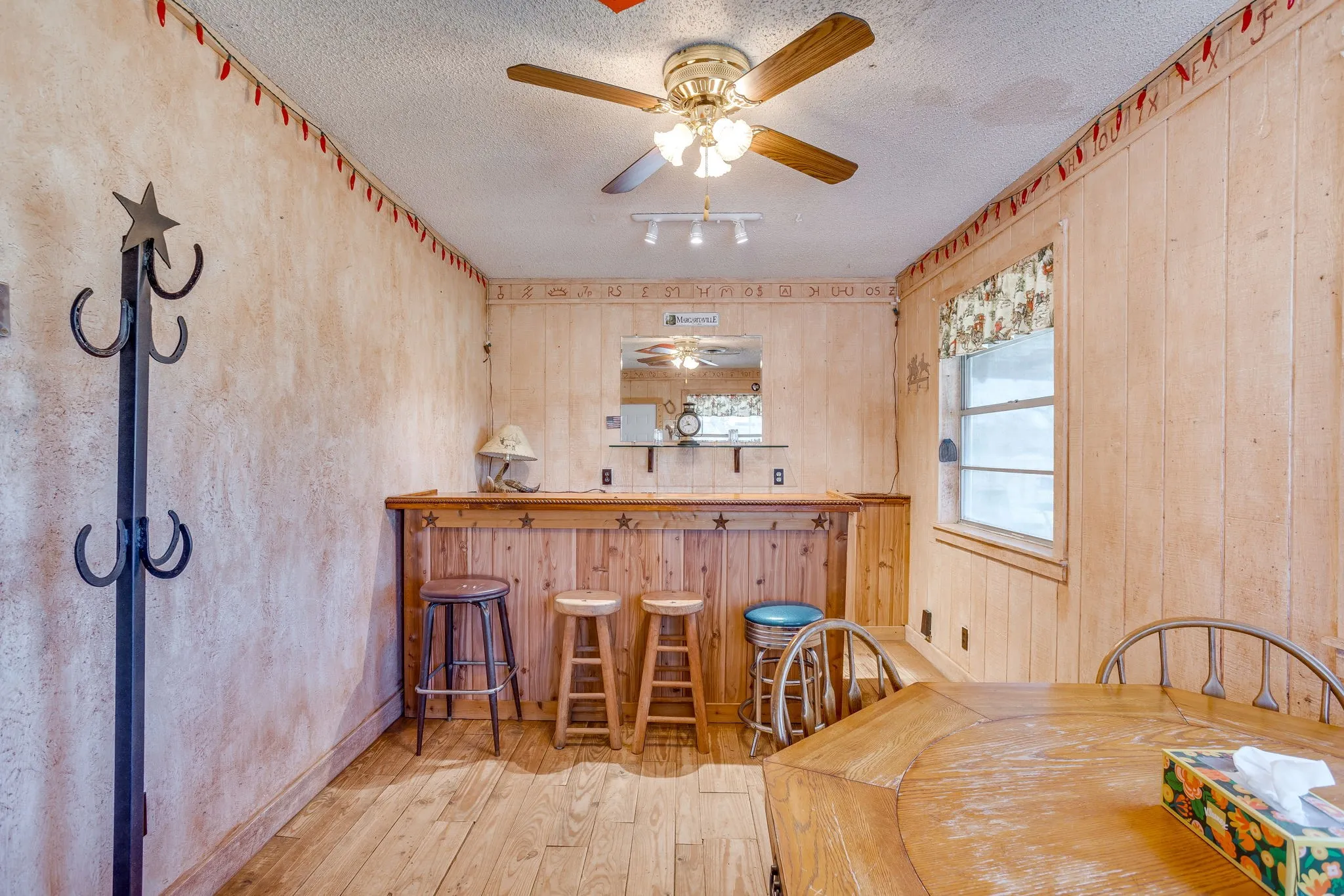 Office For Sale in Parker County , 2800 Ranger Highway, Weatherford, Texas 76088, 0, 0, Garage spaces, 0 Sqft, built in 2000, Preowned, Price $1,699,000, mls#21225186, Real Estate Agent in Weatherford, Homes For Sale in Parker county, Homes For Sale in Weatherford, Realtor in Weatherford Texas, Real Estate Brokerage Independent Realty Texas, Luminita Cordes Realtor