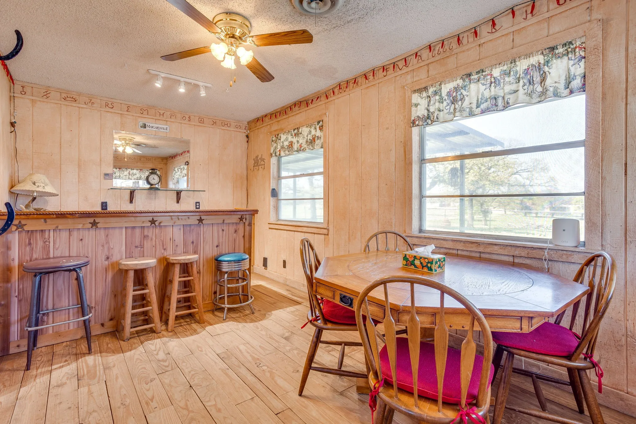 Office For Sale in Parker County , 2800 Ranger Highway, Weatherford, Texas 76088, 0, 0, Garage spaces, 0 Sqft, built in 2000, Preowned, Price $1,699,000, mls#21225186, Real Estate Agent in Weatherford, Homes For Sale in Parker county, Homes For Sale in Weatherford, Realtor in Weatherford Texas, Real Estate Brokerage Independent Realty Texas, Luminita Cordes Realtor